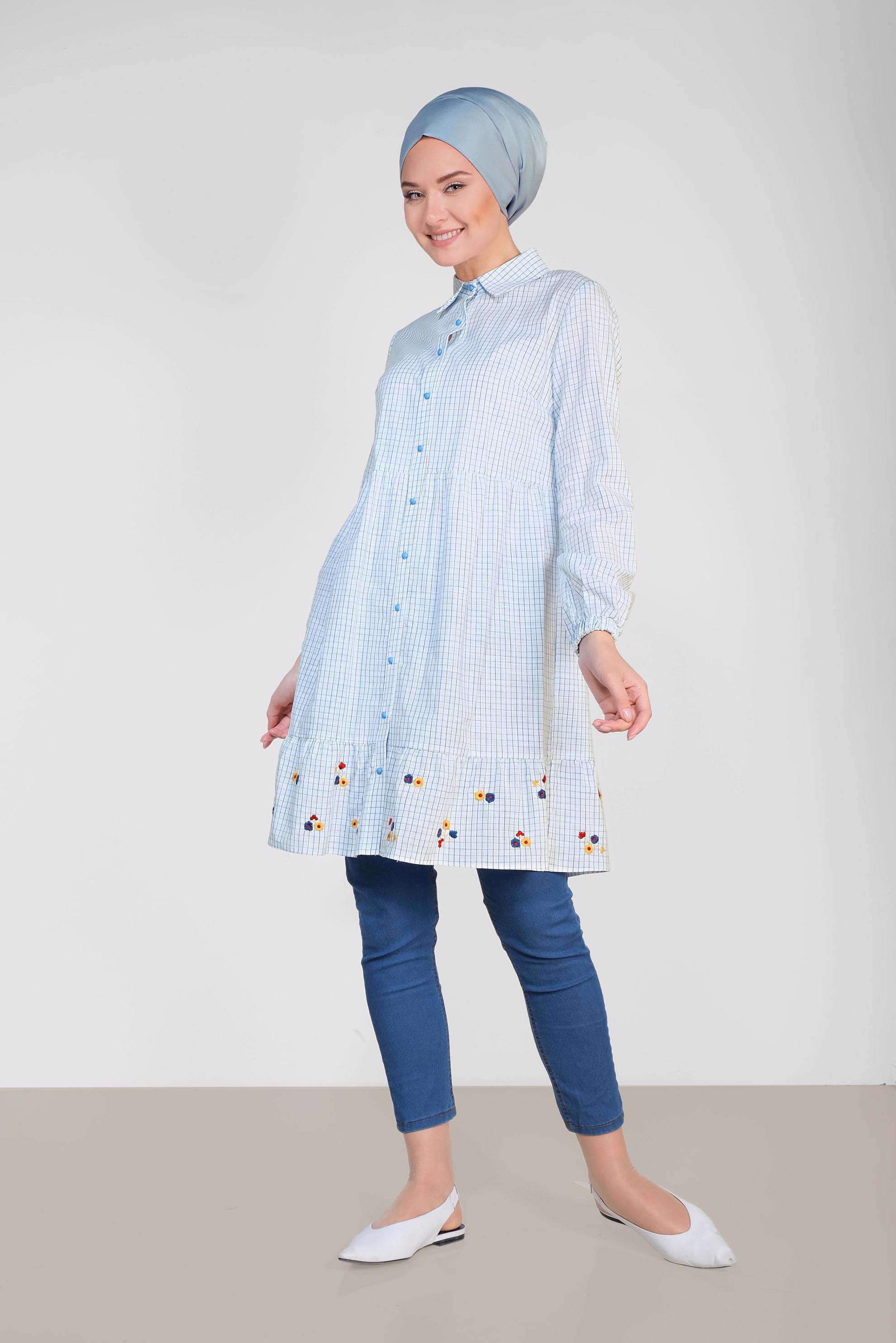 Tesettür giyim BEYAZ ÇİÇEK NAKIŞLI ÇİZGİLİ TUNİK 4307