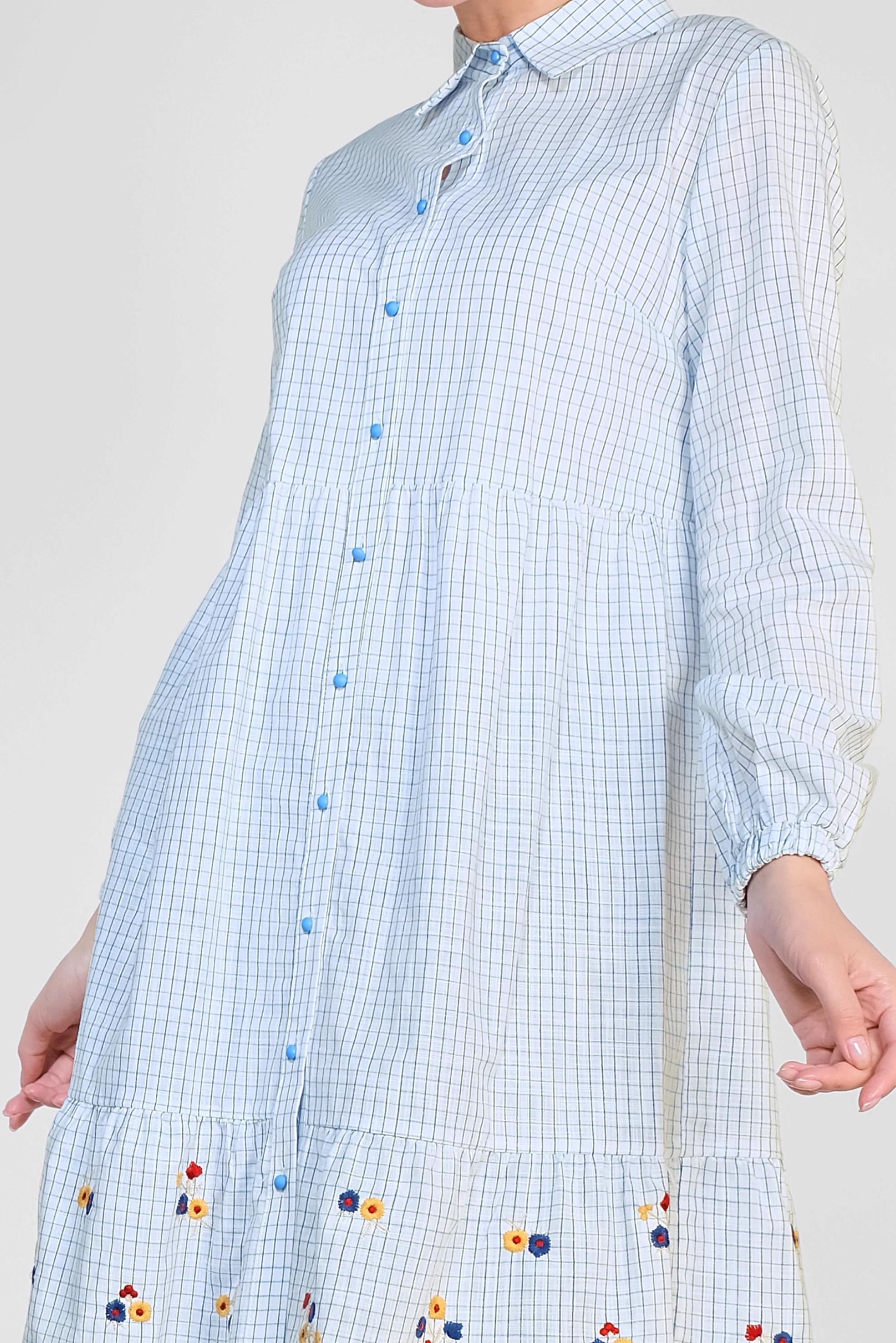 Tesettür giyim BEYAZ ÇİÇEK NAKIŞLI ÇİZGİLİ TUNİK 4307