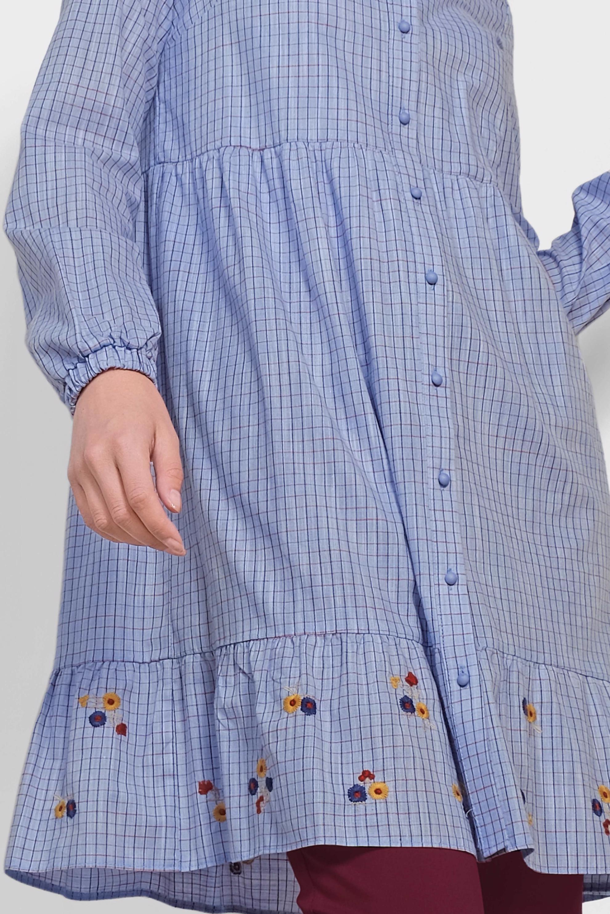 Tesettür giyim MAVİ ÇİÇEK NAKIŞLI ÇİZGİLİ TUNİK 4307