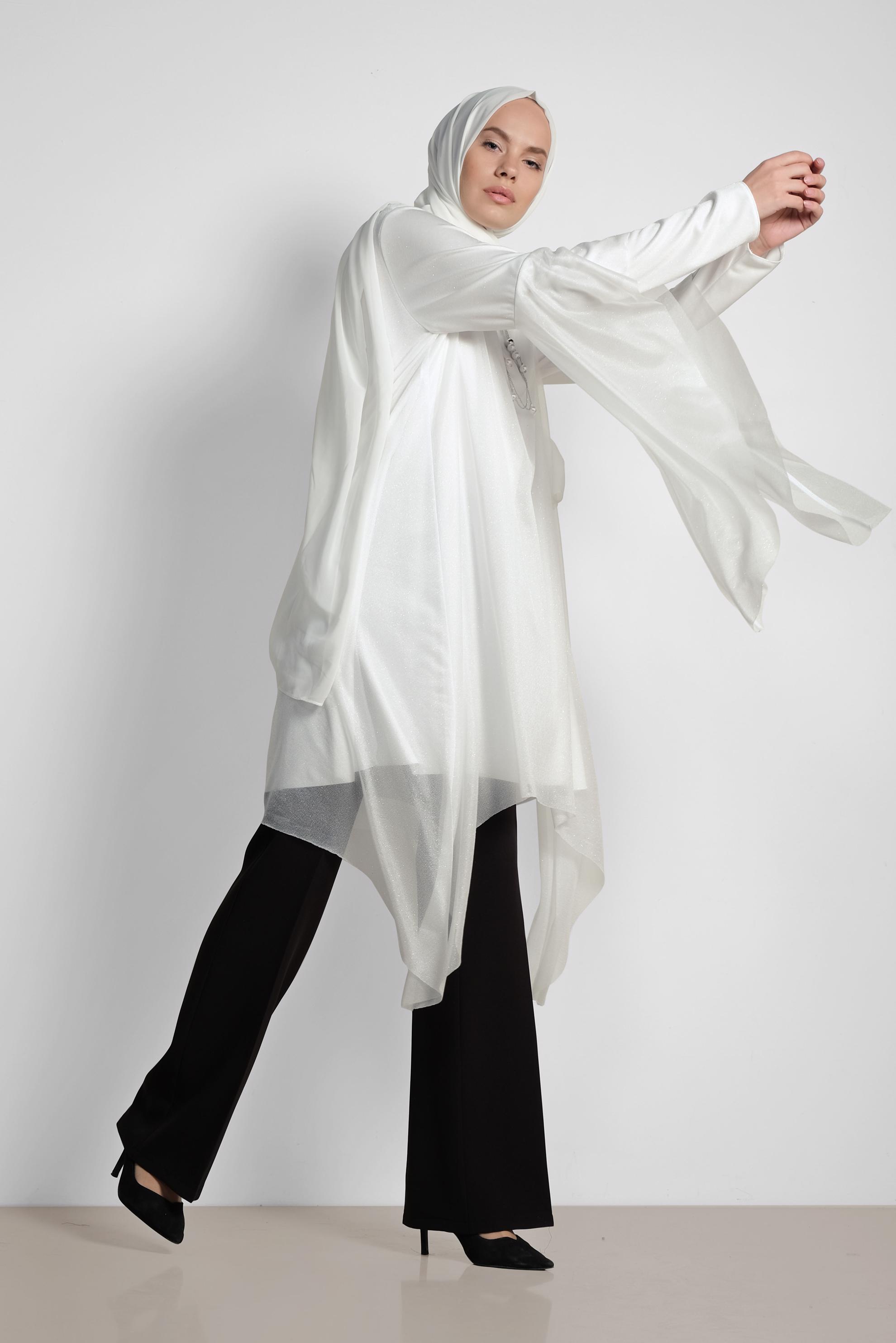 Tesettür giyim BEYAZ ASİMETRİK KESİM SİMLİ SALAŞ TUNİK 4317
