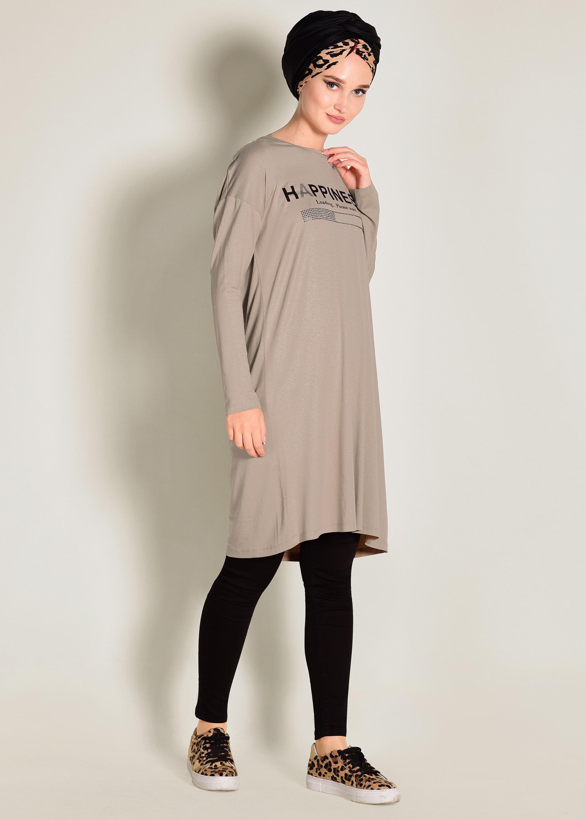 Tesettür giyim BEJ YAZILI BASİC TUNİK 4365