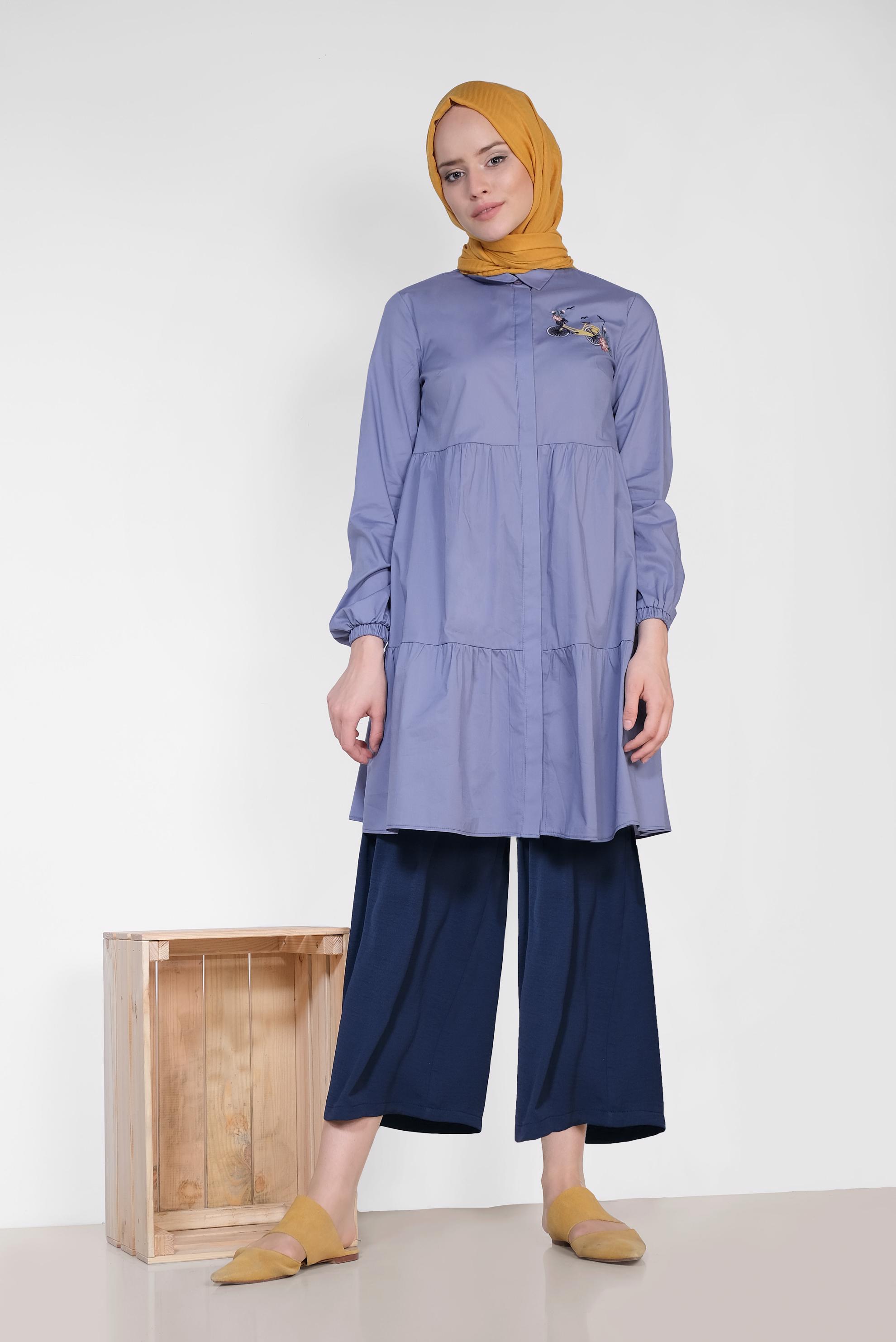 Tesettür giyim MAVİ NAKIŞ DETAYLI TUNİK 4367