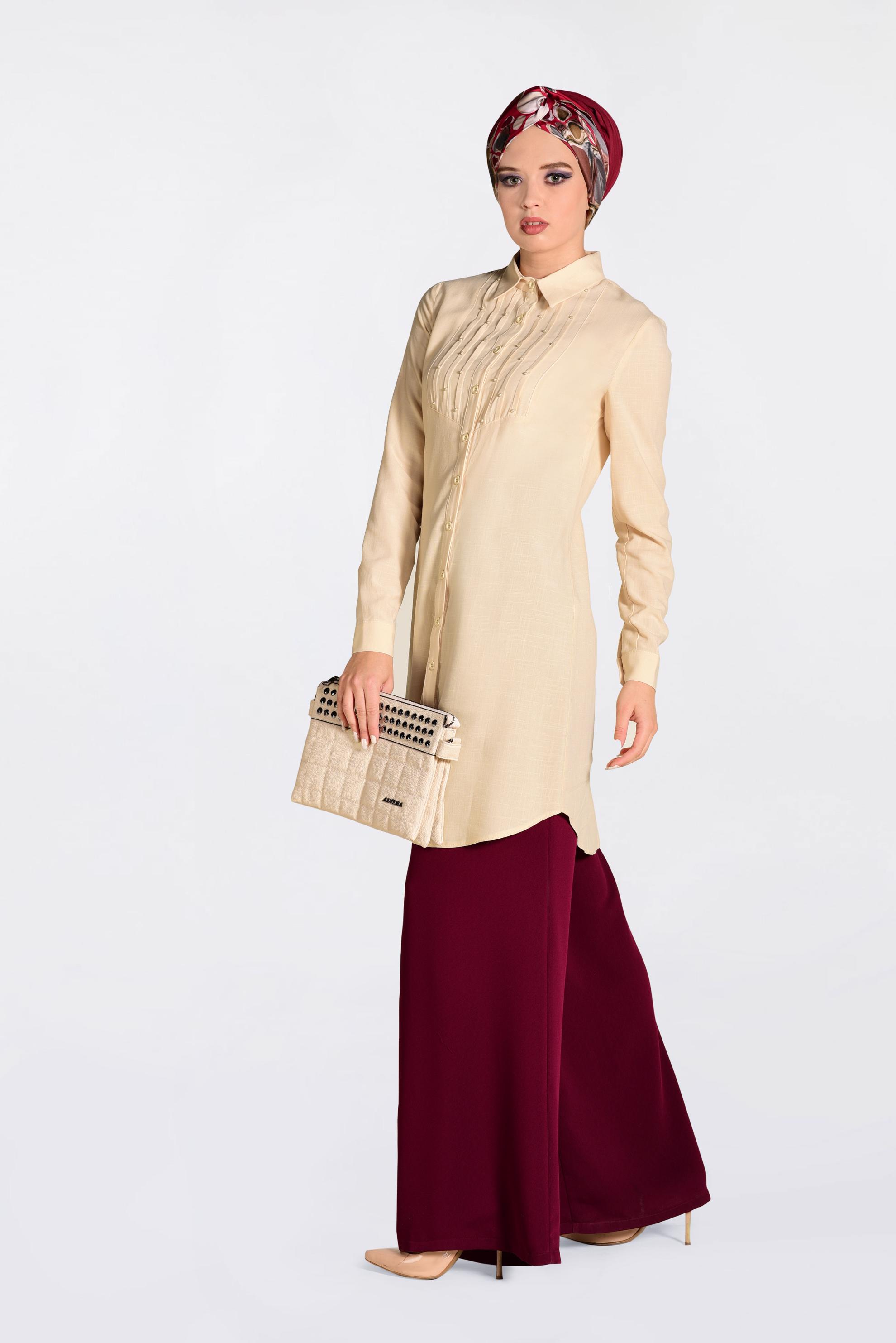 Tesettür giyim BEJ BONCUK DETAYLI ÖNDEN DÜĞMELİ TUNİK 4369