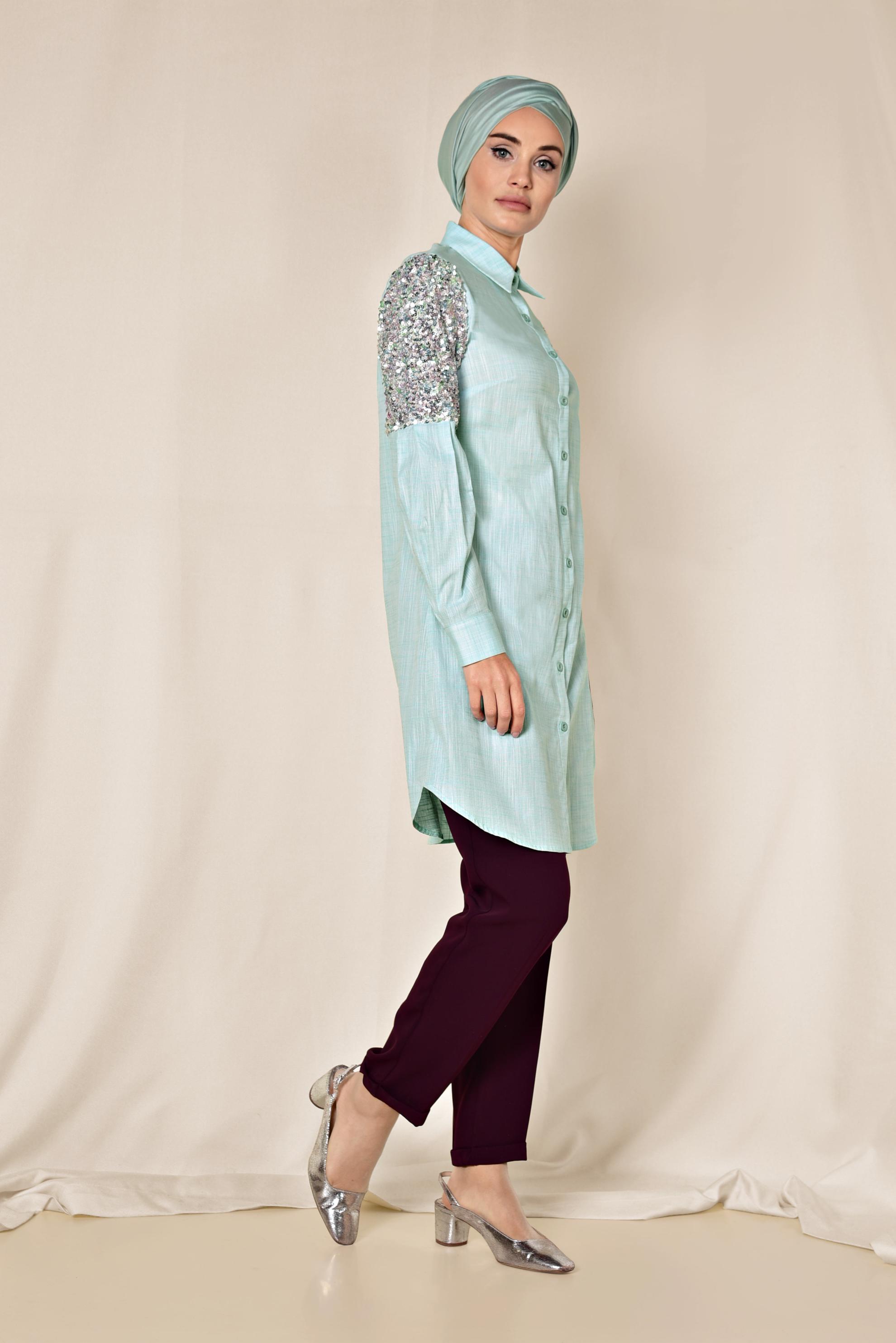 Tesettür giyim YEŞİL PUL PAYET DETAYLI TUNİK 4381