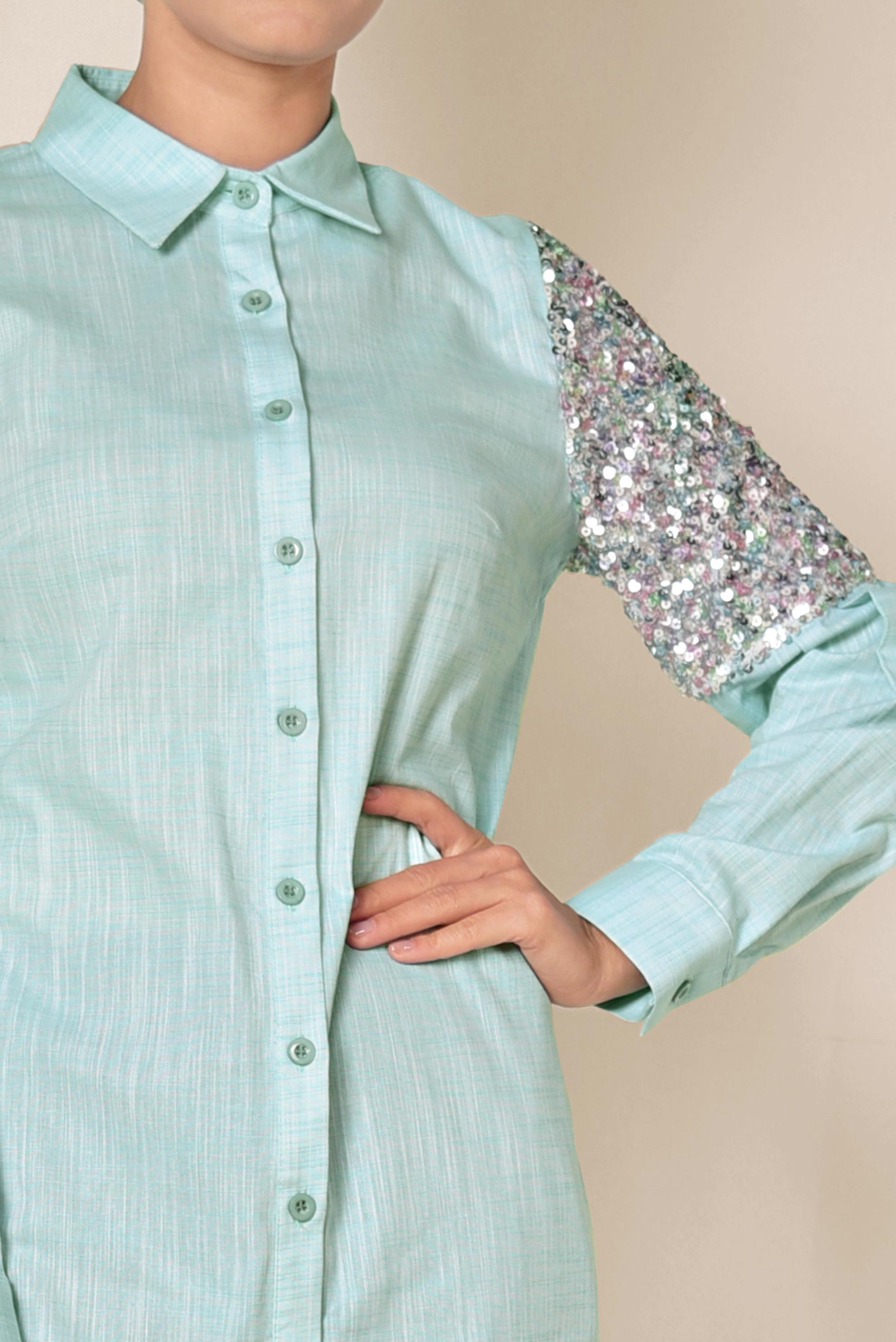 Tesettür giyim YEŞİL PUL PAYET DETAYLI TUNİK 4381