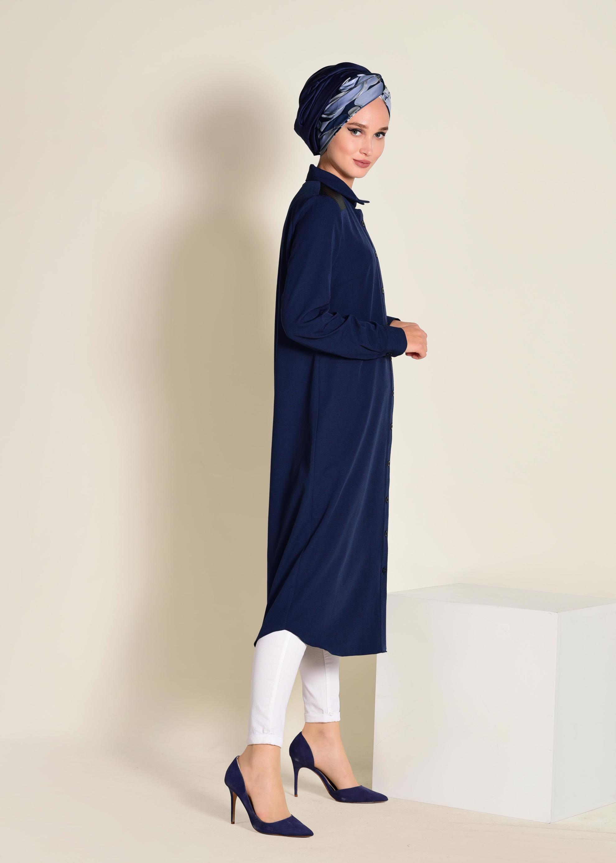 Tesettür giyim LACİVERT OMUZLARI PAYETLİ UZUN TUNİK 4383