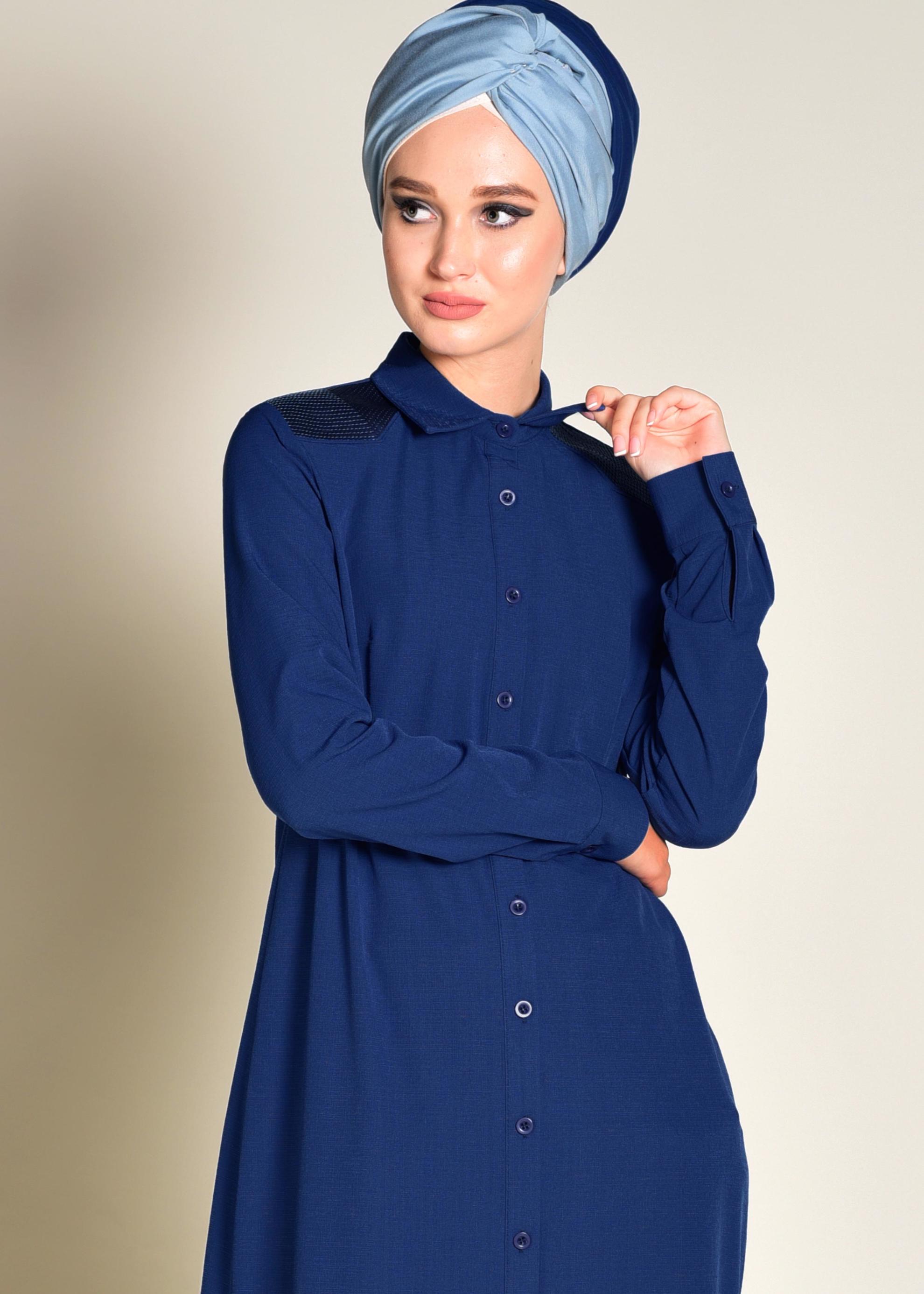 Tesettür giyim LACİVERT OMUZLARI PAYETLİ UZUN TUNİK 4383