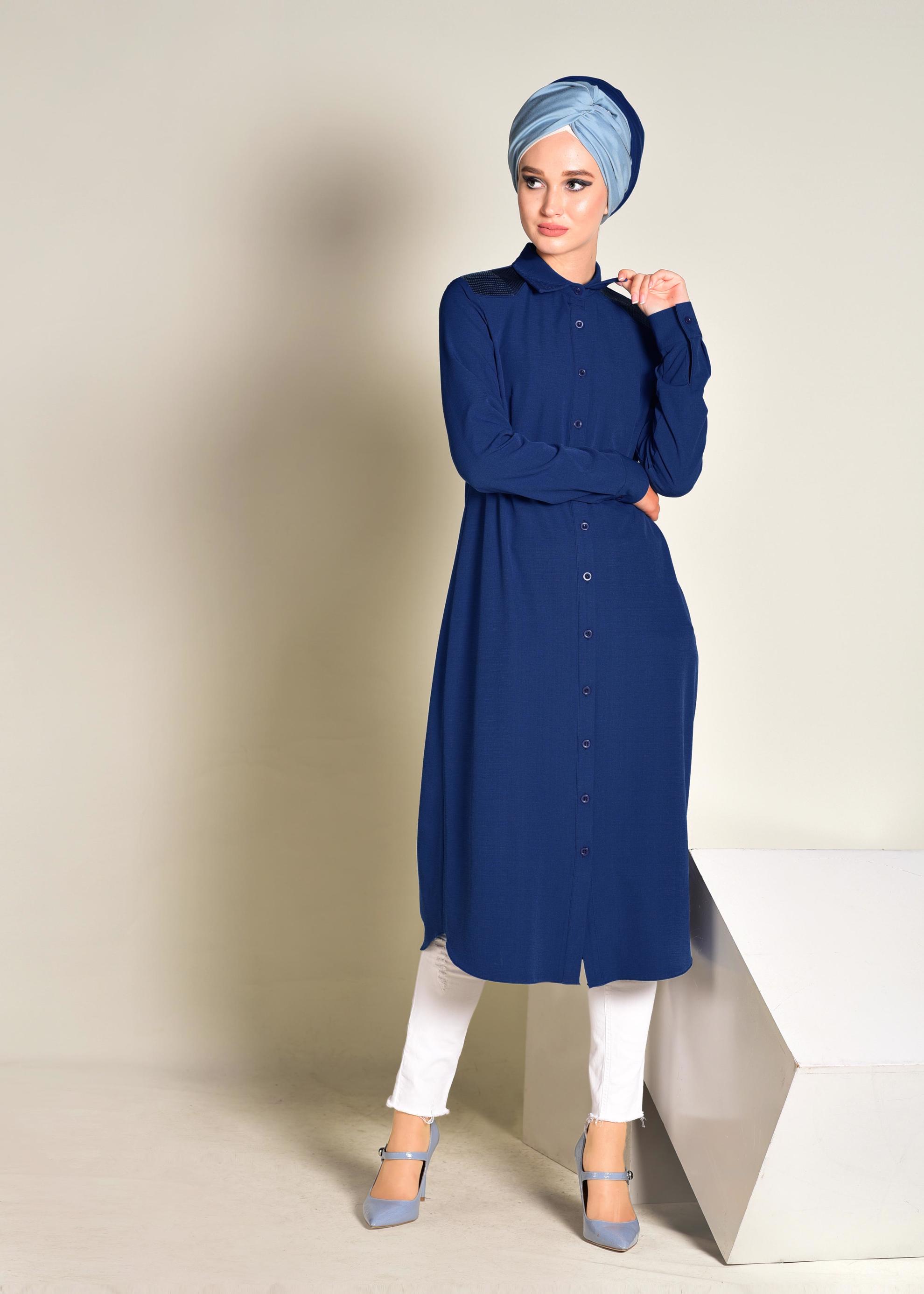 Tesettür giyim LACİVERT OMUZLARI PAYETLİ UZUN TUNİK 4383