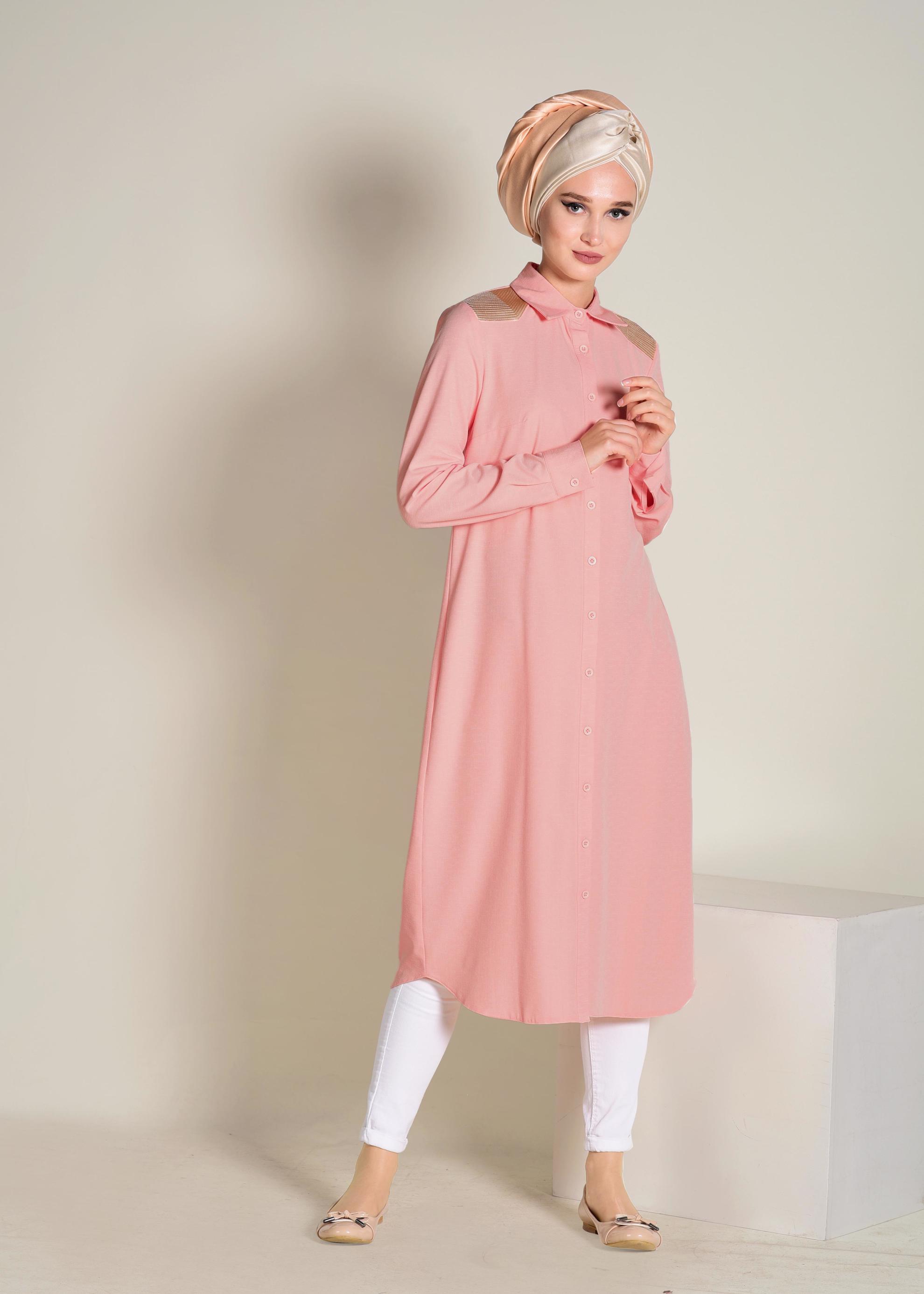 Tesettür giyim PUDRA OMUZLARI PAYETLİ UZUN TUNİK 4383