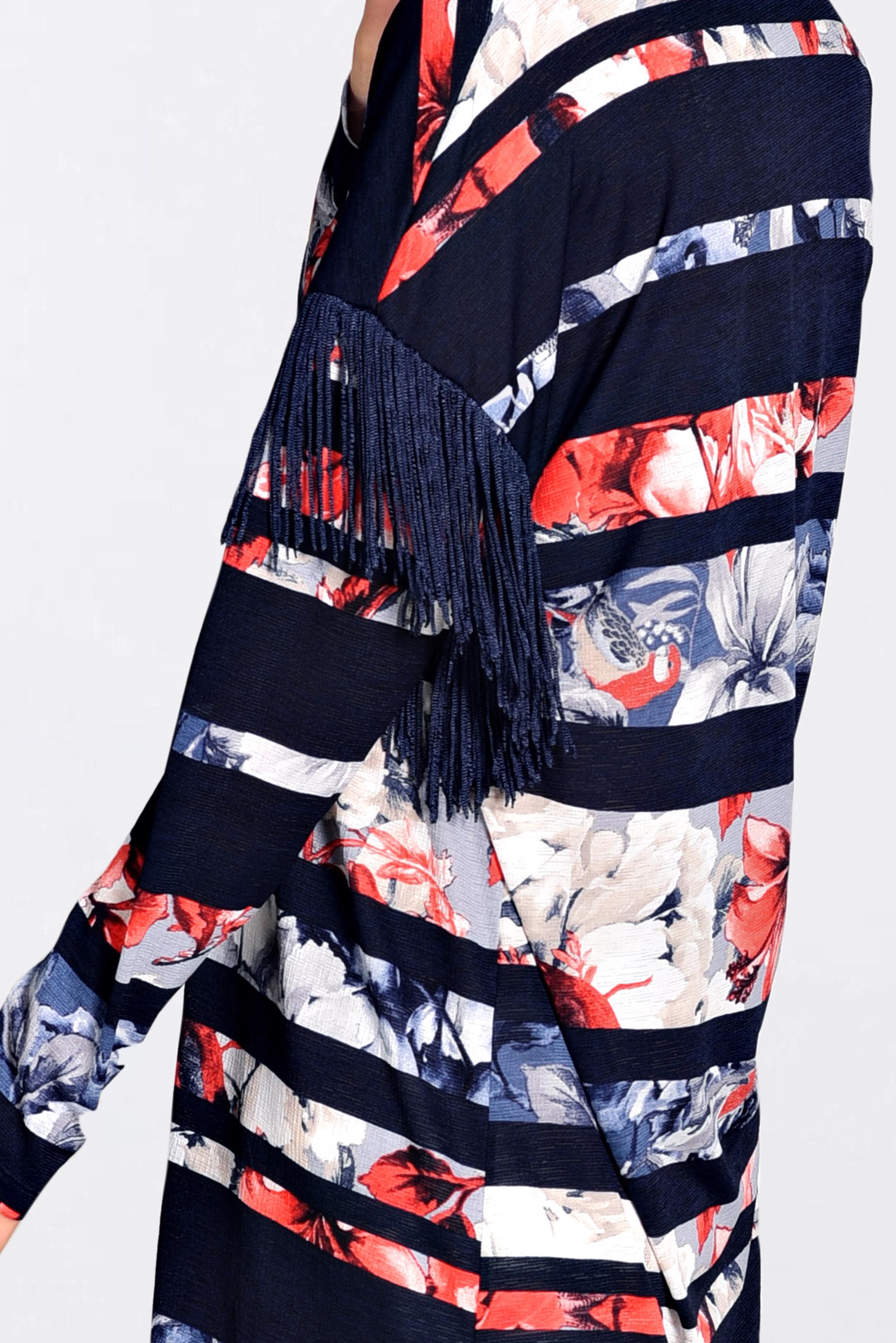 Tesettür giyim LACİVERT PÜSKÜLLÜ VE ÇİÇEK DESENLİ TUNİK 4384