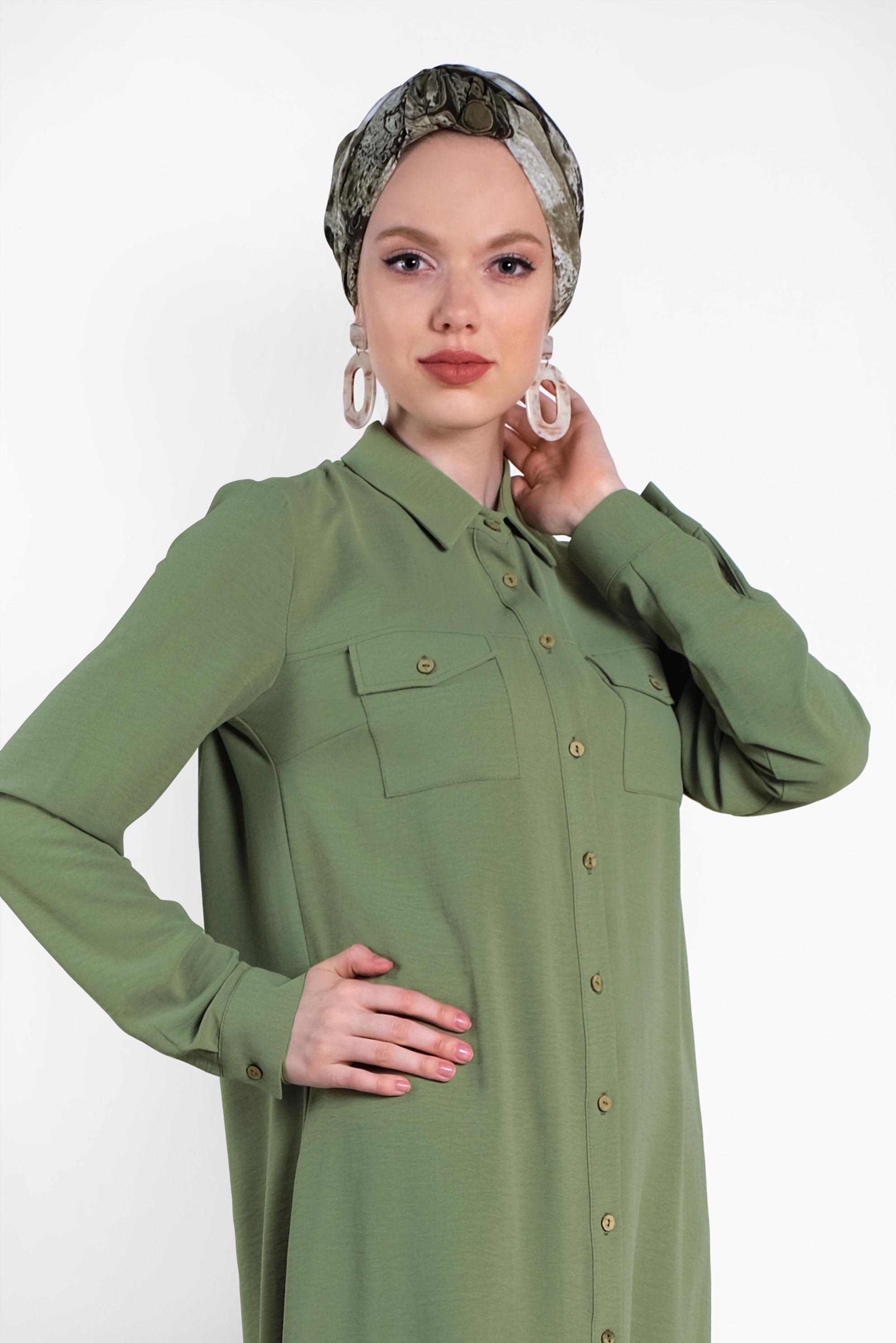 Tesettür giyim YEŞİL CEP DETAYLI DÜĞMELİ TUNİK 4418 