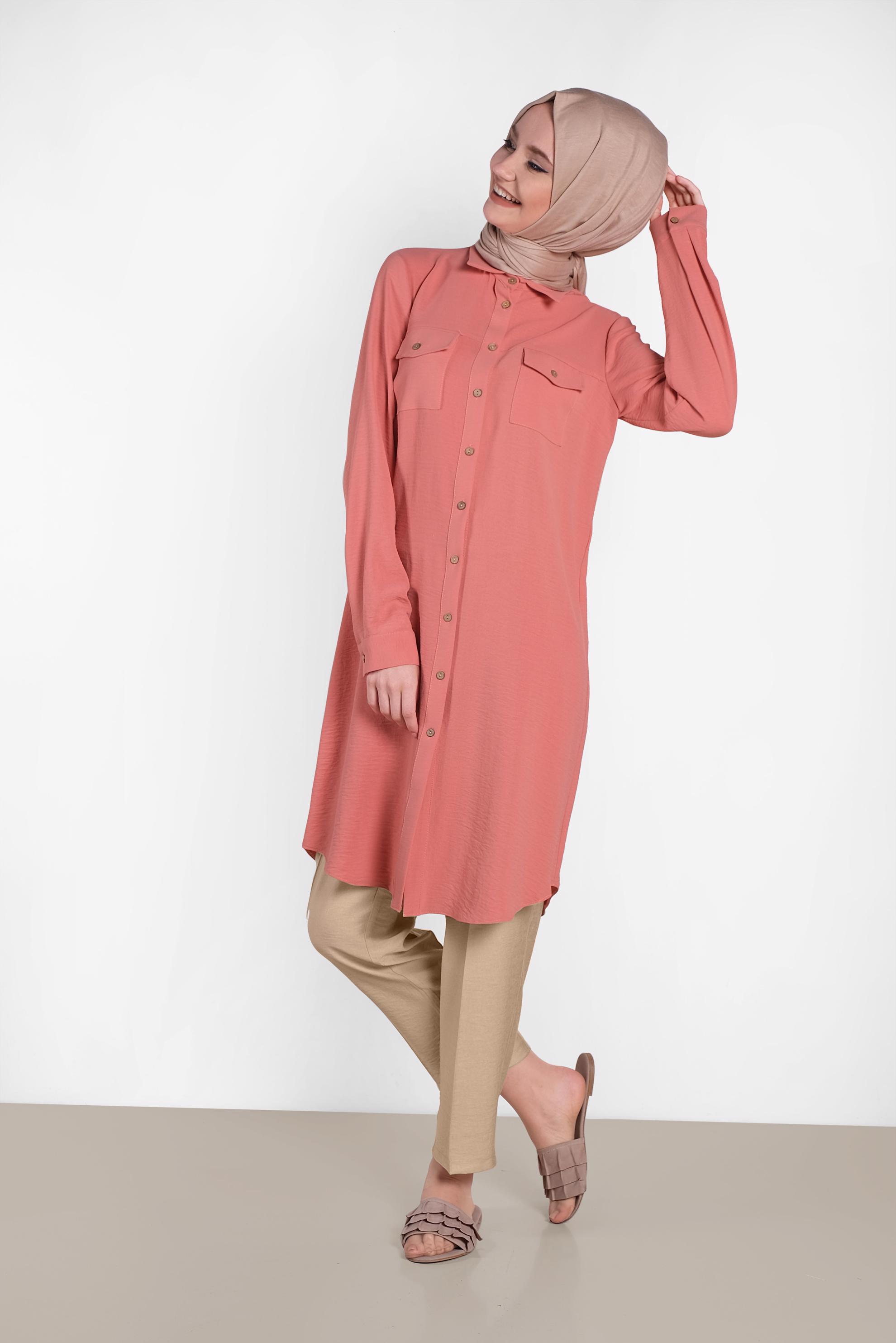 Tesettür giyim PUDRA CEP DETAYLI DÜĞMELİ TUNİK 4418 