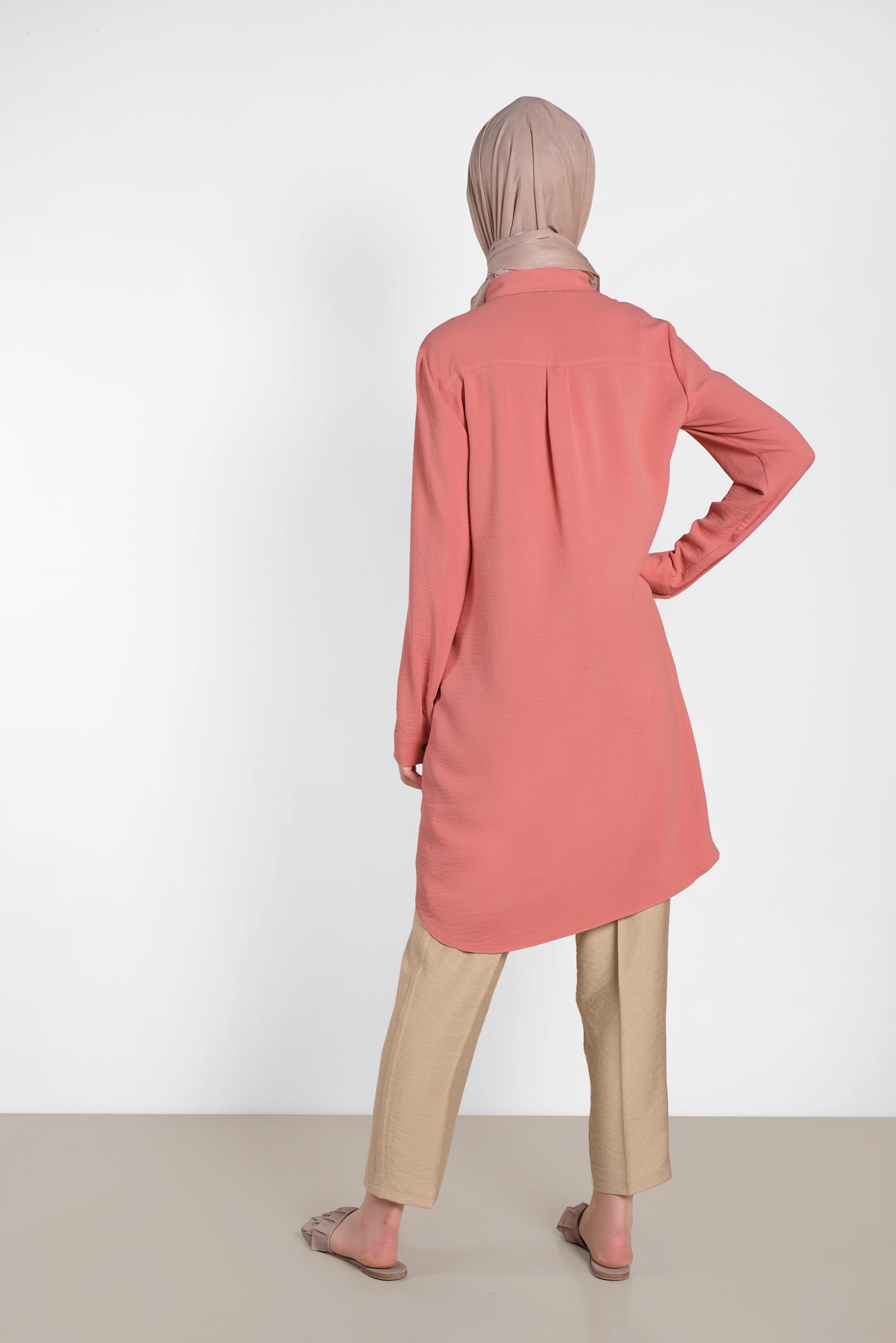 Tesettür giyim PUDRA CEP DETAYLI DÜĞMELİ TUNİK 4418 