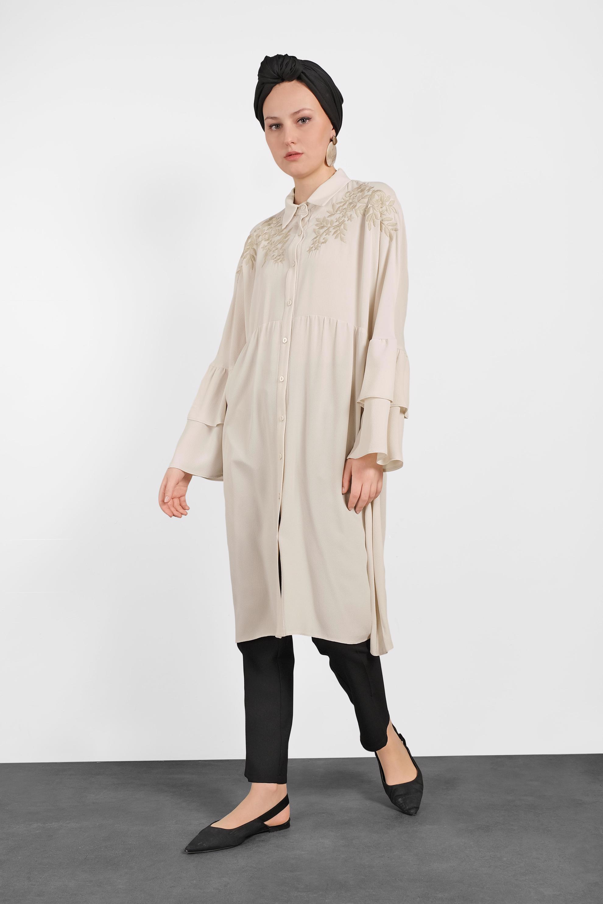 Tesettür giyim BEJ NAKIŞ DETAYLI TUNİK 4444