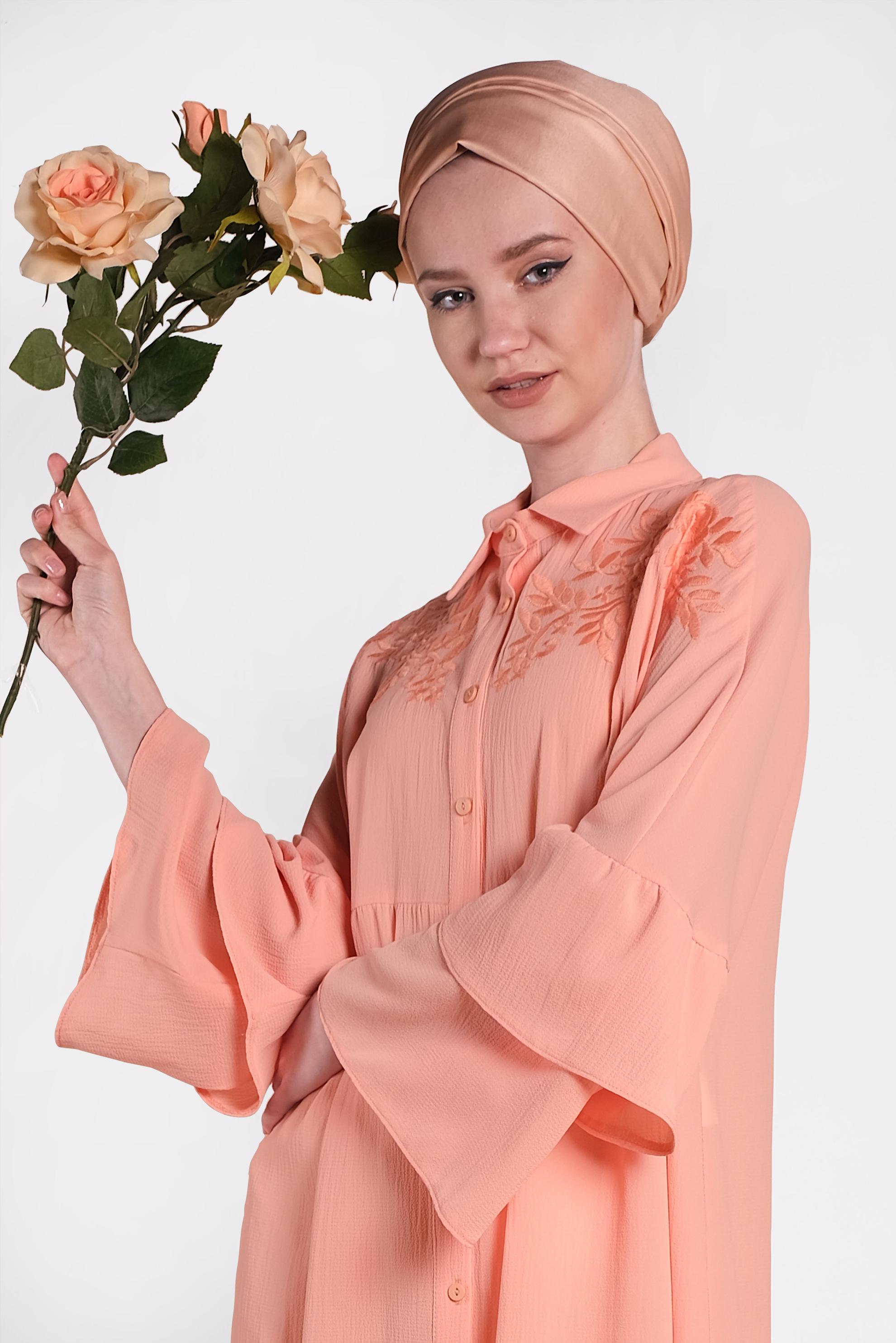 Tesettür giyim PUDRA NAKIŞ DETAYLI TUNİK 4444