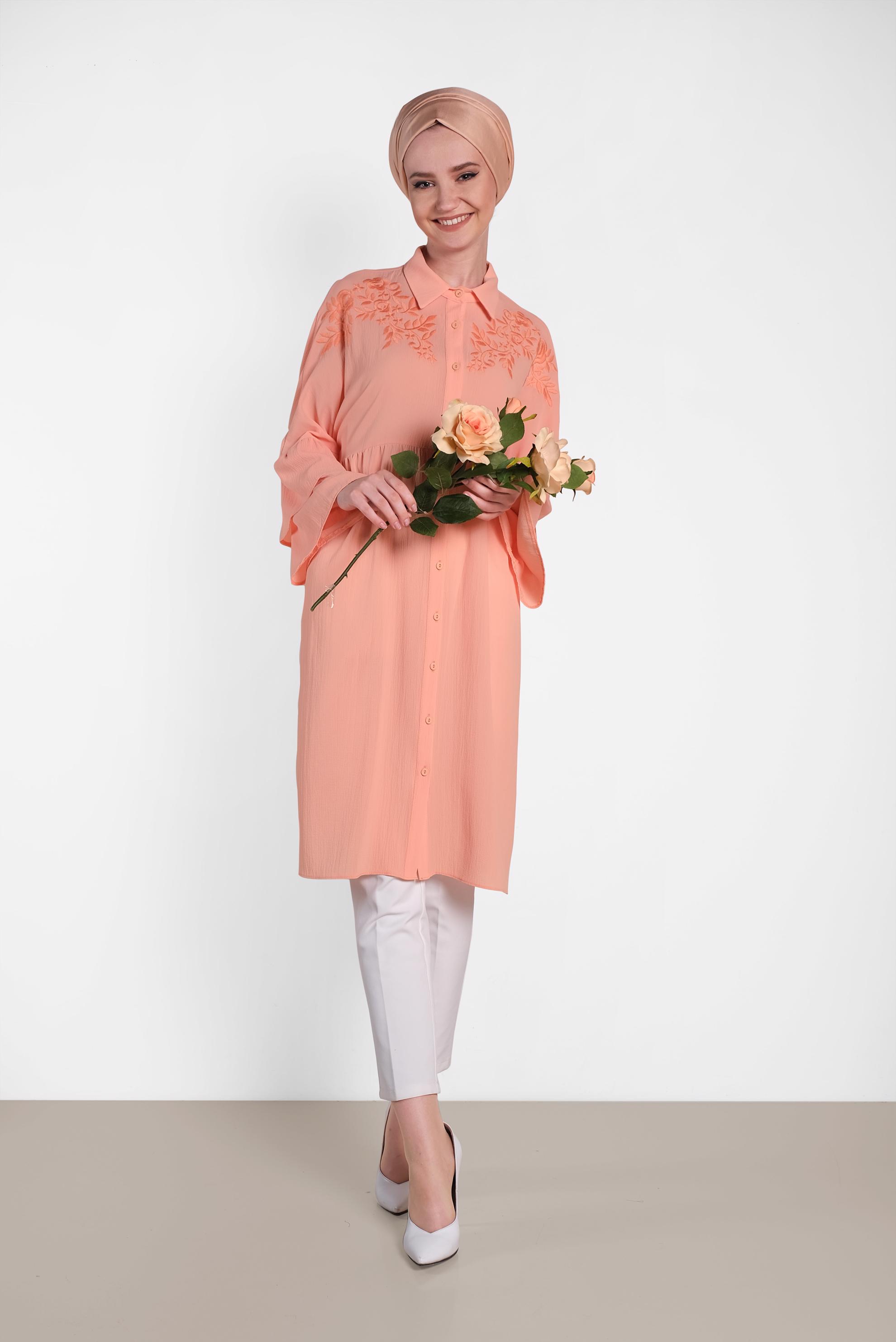 Tesettür giyim PUDRA NAKIŞ DETAYLI TUNİK 4444