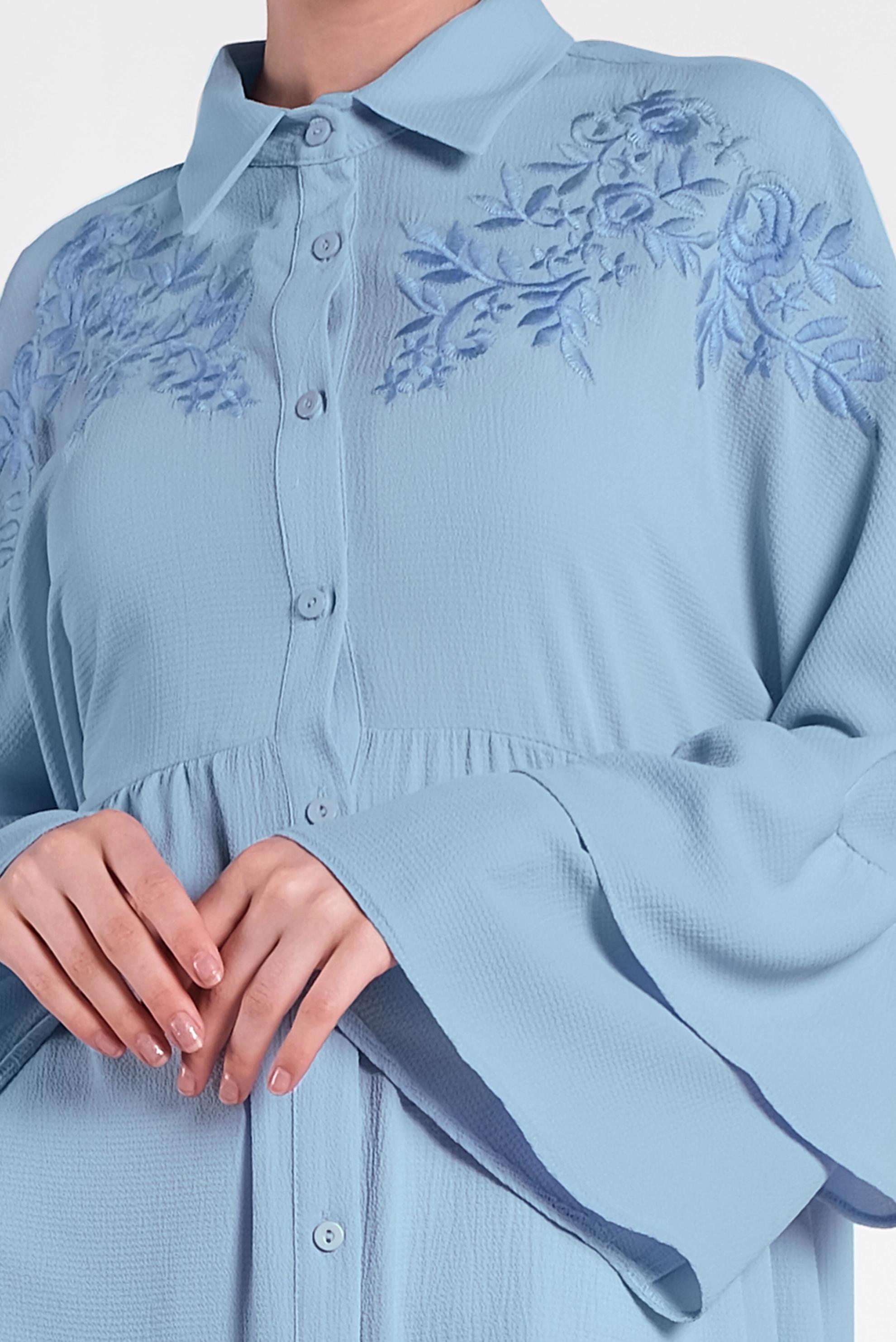 Tesettür giyim MAVİ NAKIŞ DETAYLI TUNİK 4444