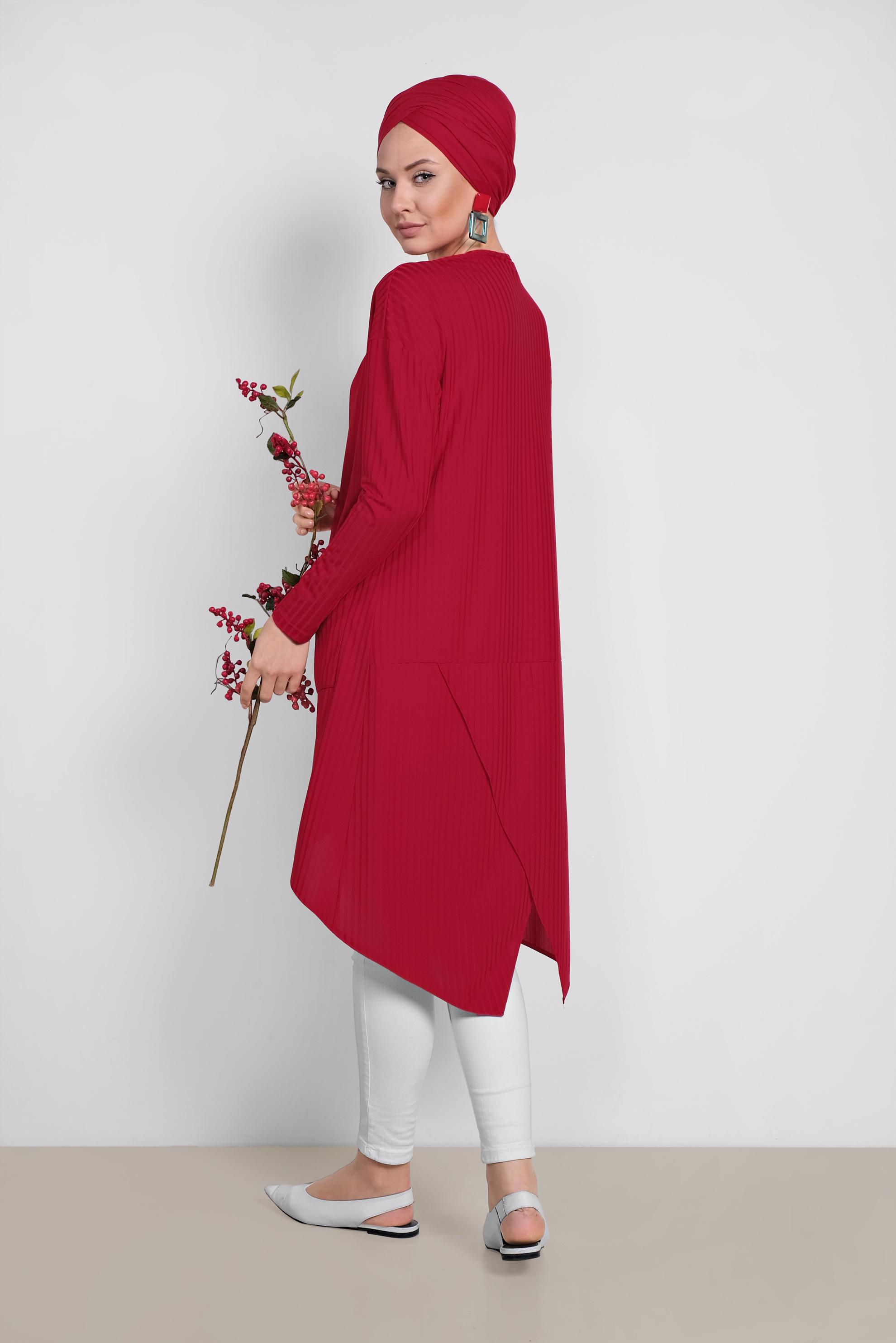 Tesettür giyim KIRMIZI CEP DETAYLI ASİMETRİK KESİM TUNİK 4448