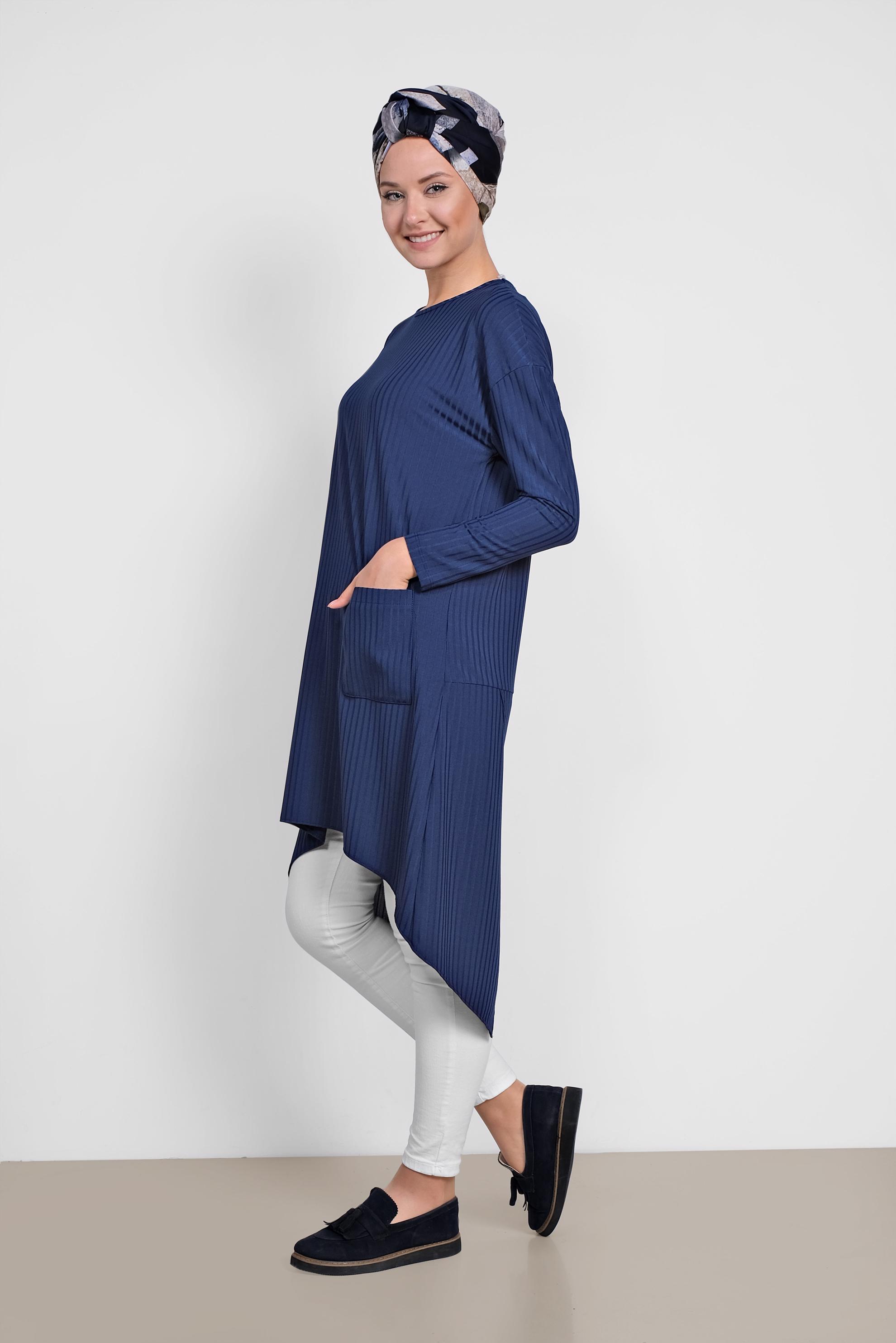 Tesettür giyim LACİVERT CEP DETAYLI ASİMETRİK KESİM TUNİK 4448
