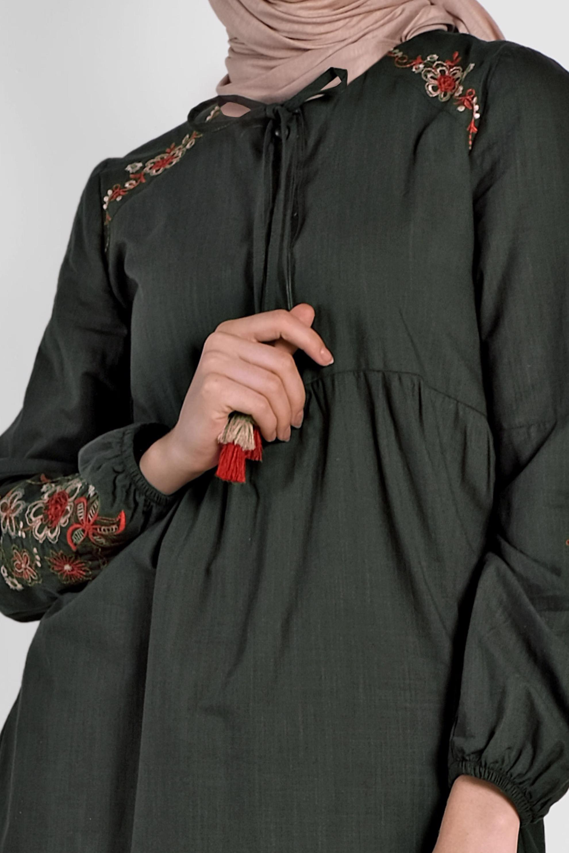 Tesettür giyim HAKİ  NAKIŞLI KETEN TUNİK 4472