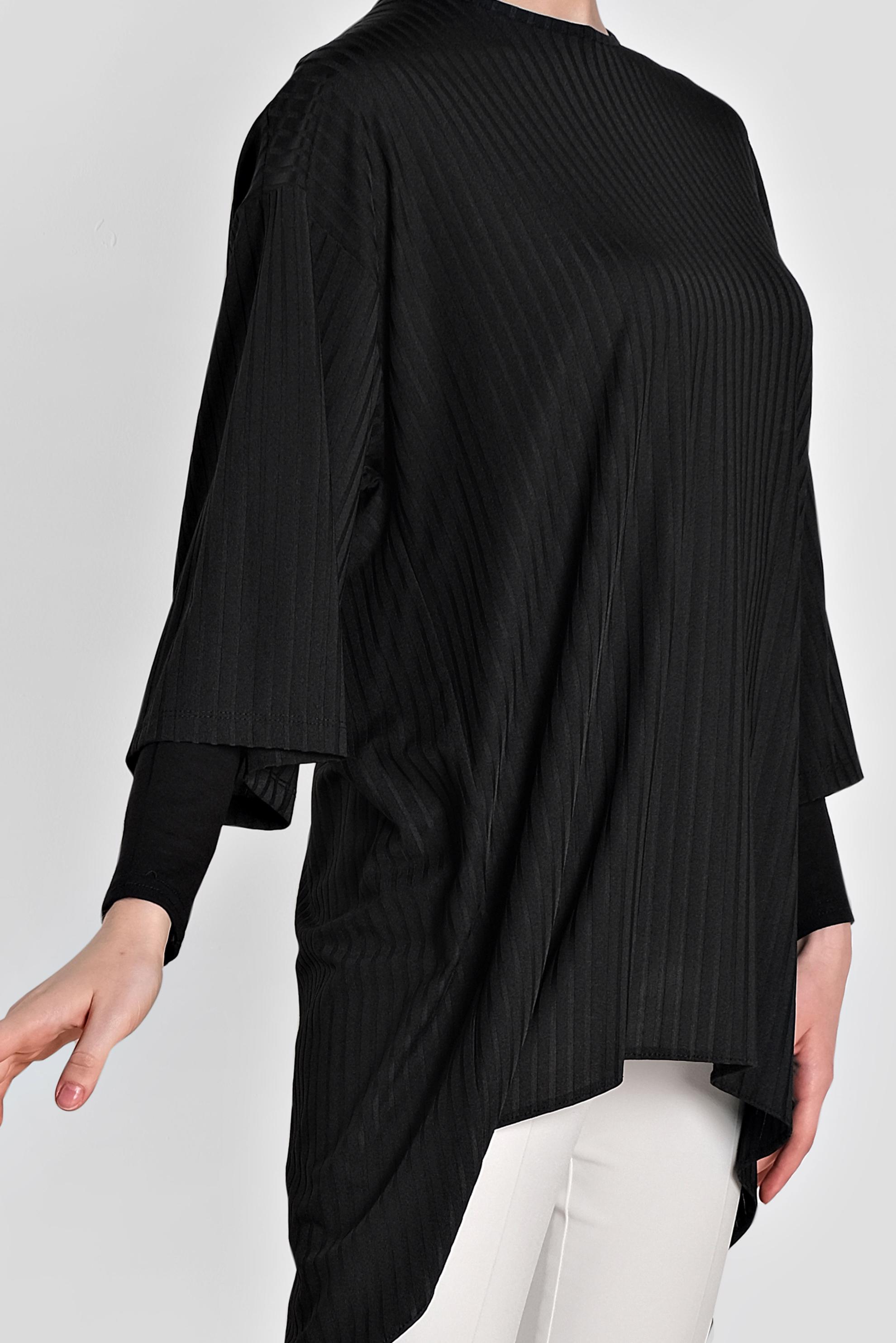 Tesettür giyim SİYAH ARKASI YIRTMAÇLI DİRSEK KOL TUNİK  4494 