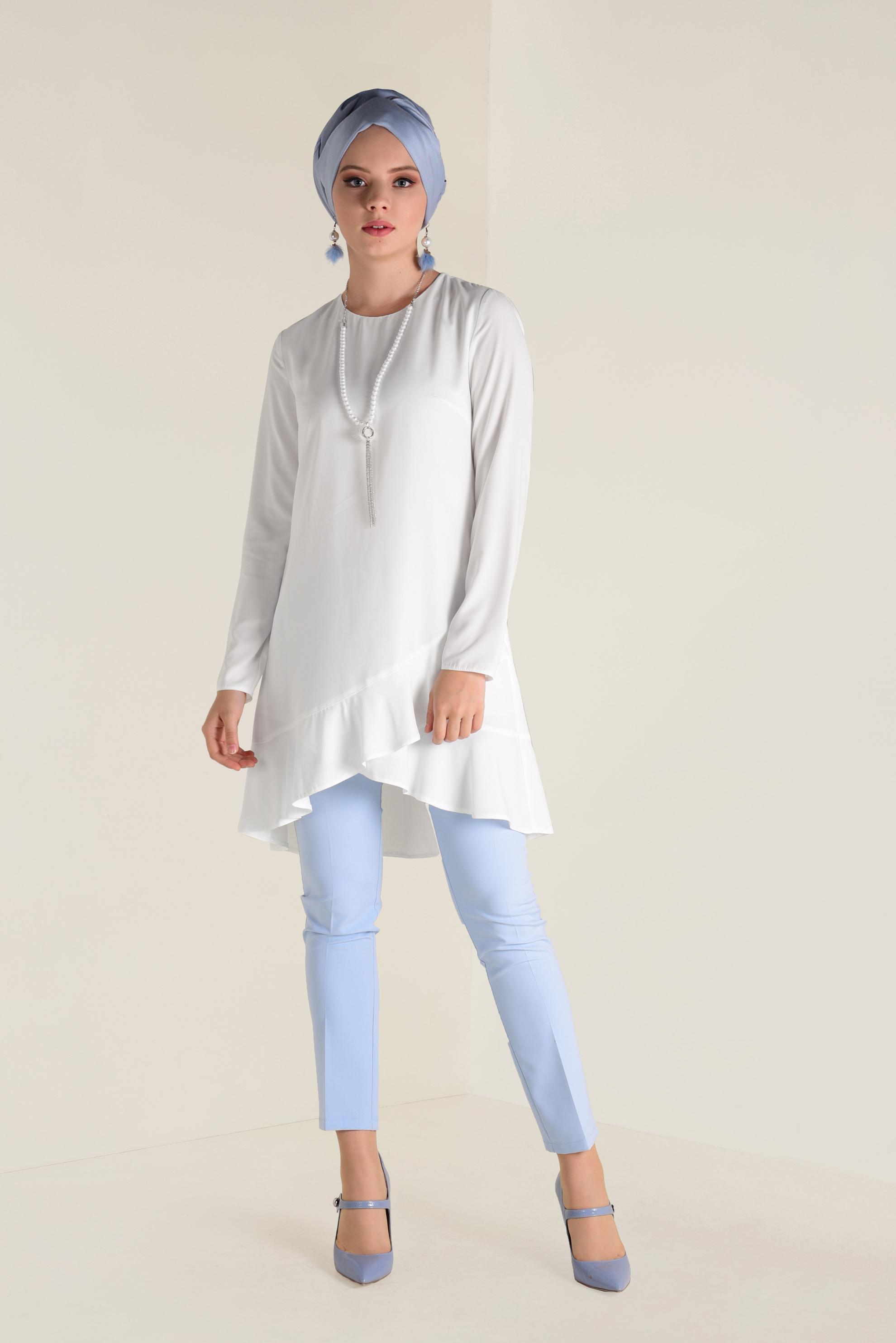 Tesettür giyim BEYAZ ETEK UCU VOLANLI ARKADAN FERMUARLI TUNİK 4635