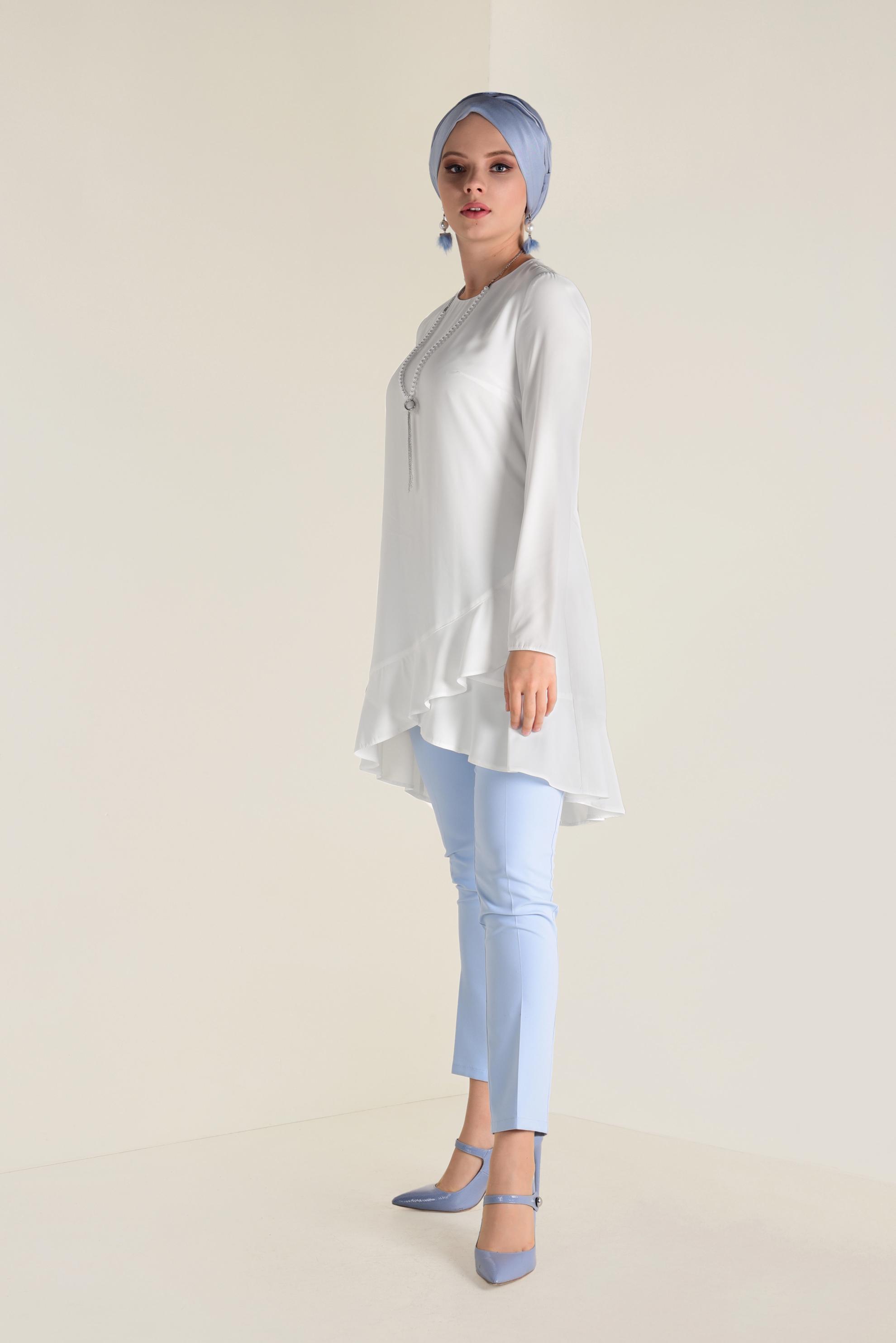 Tesettür giyim BEYAZ ETEK UCU VOLANLI ARKADAN FERMUARLI TUNİK 4635