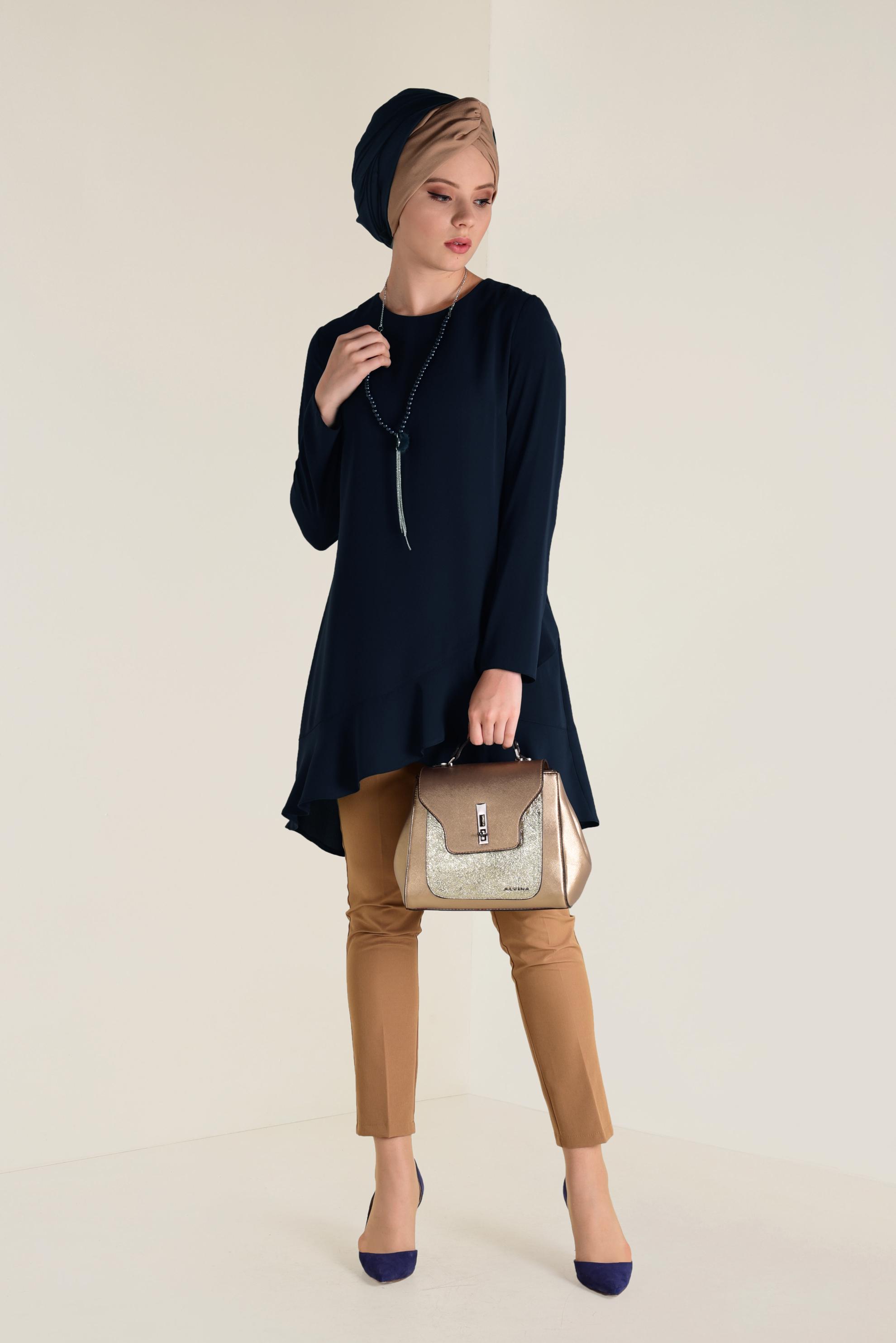 Tesettür giyim LACİVERT ETEK UCU VOLANLI ARKADAN FERMUARLI TUNİK 4635