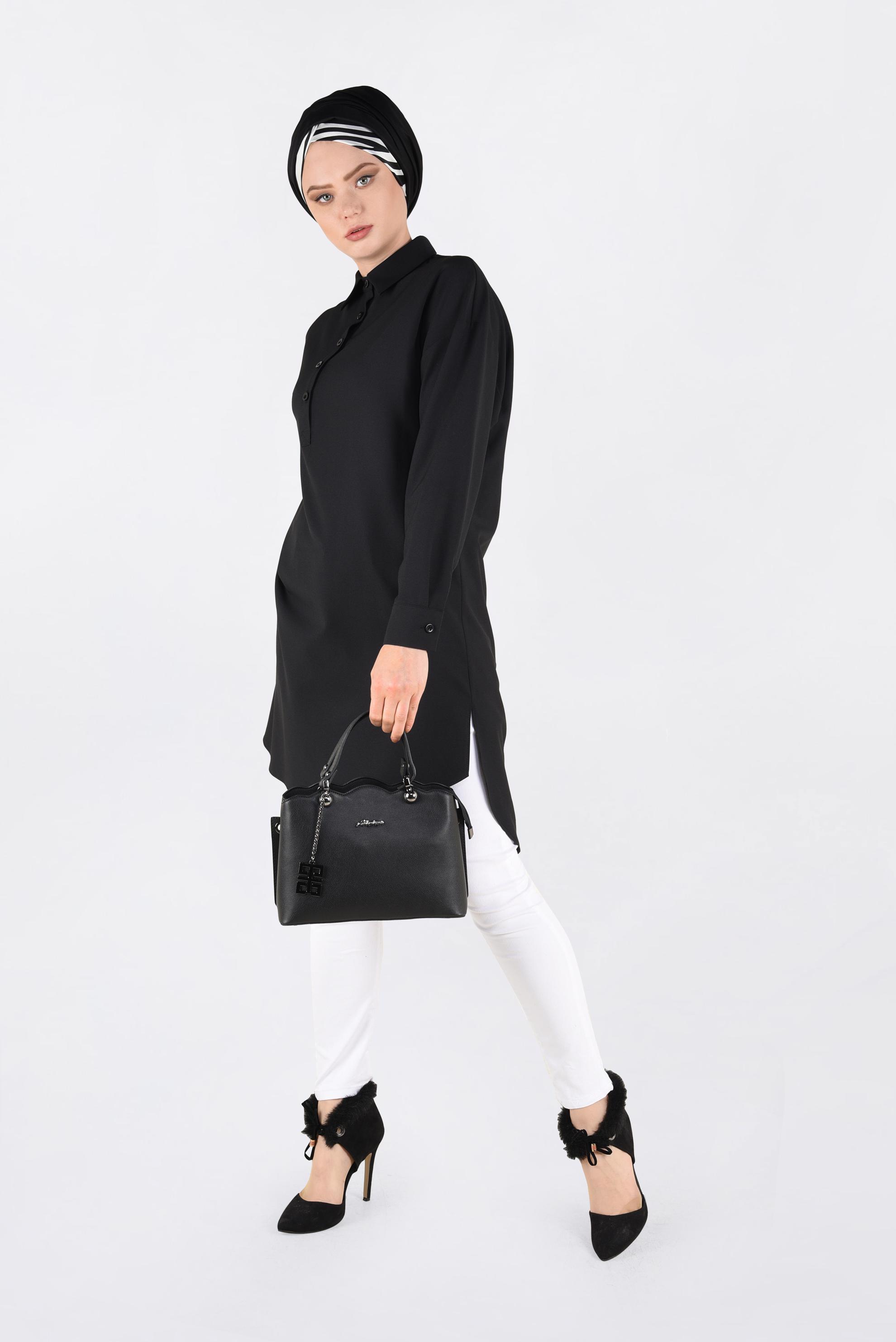 Tesettür giyim SİYAH ÖNDEN YARIM DÜĞMELİ TUNİK 4705