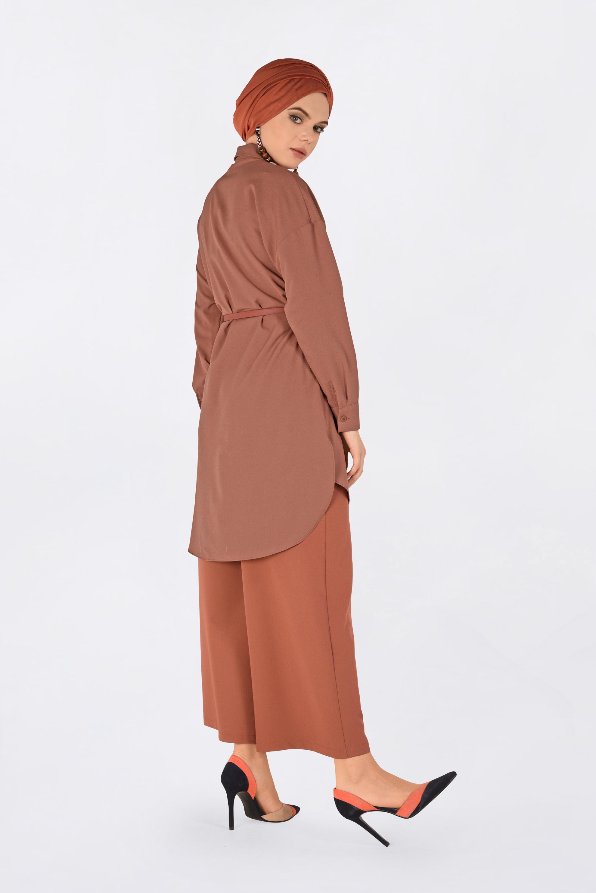 Tesettür giyim TABA ÖNDEN YARIM DÜĞMELİ TUNİK 4705