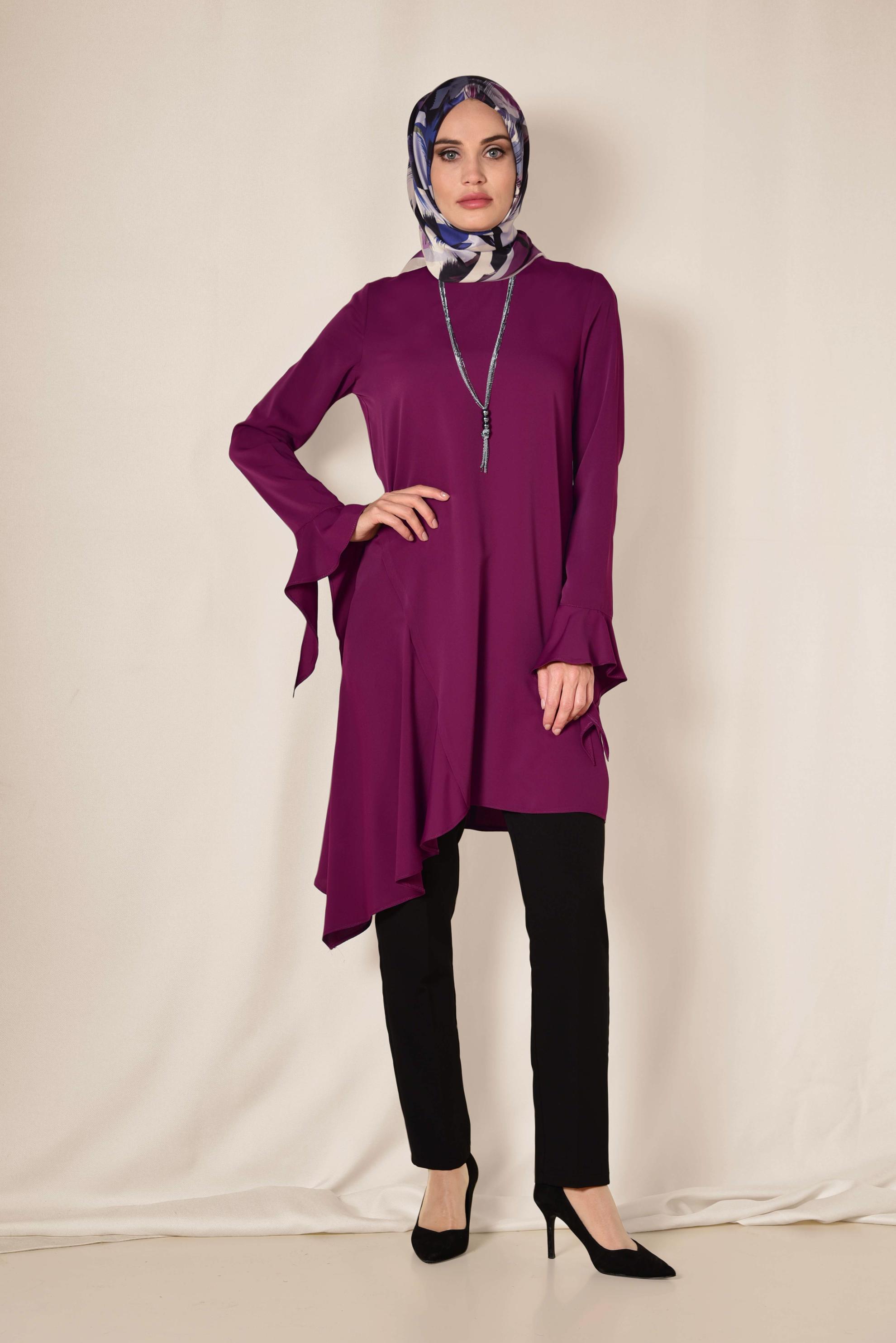 Tesettür giyim BORDO ASİMETRİK KESİM PİLİSE DETAYLI TUNİK 4852