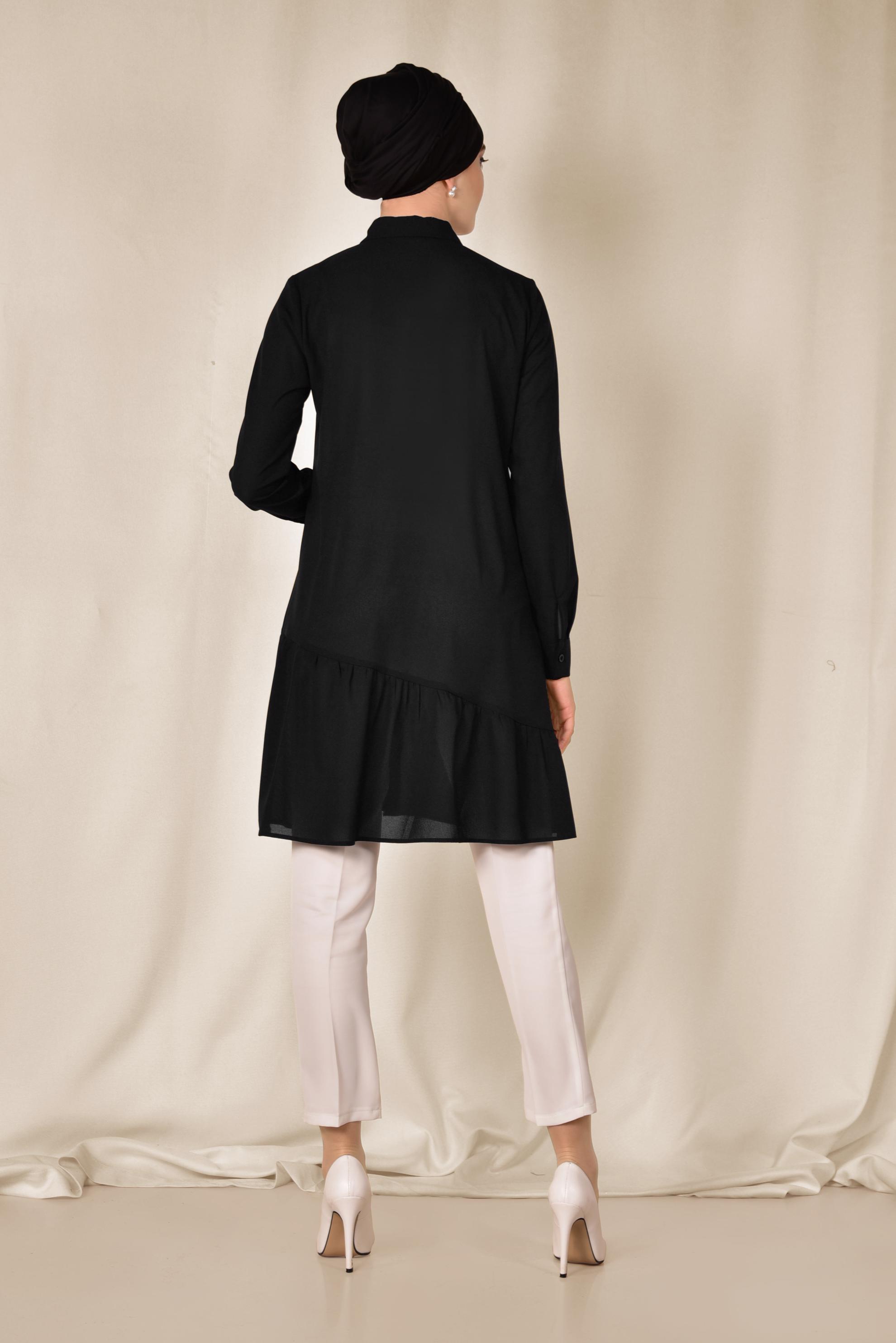 Tesettür giyim SİYAH YAKASI BROŞLU ETEK UCU VOLANLI TUNİK 4853