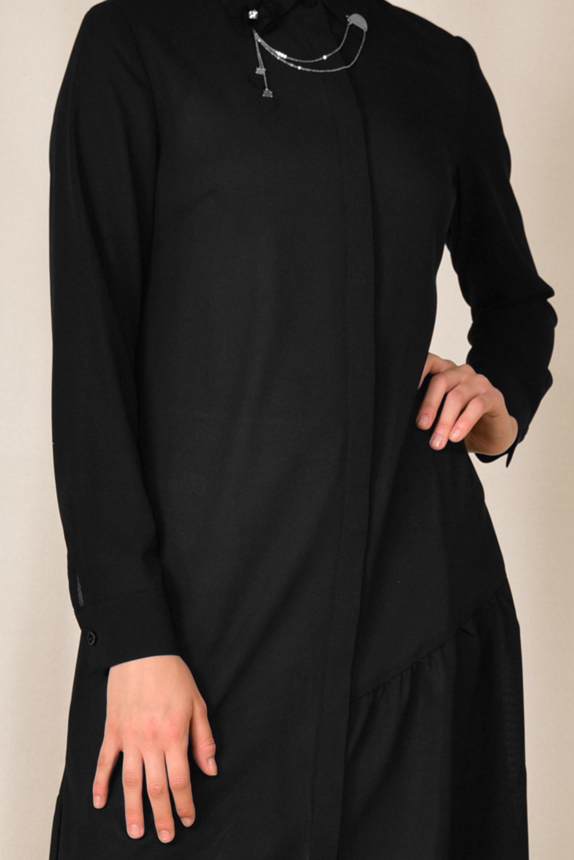 Tesettür giyim SİYAH YAKASI BROŞLU ETEK UCU VOLANLI TUNİK 4853