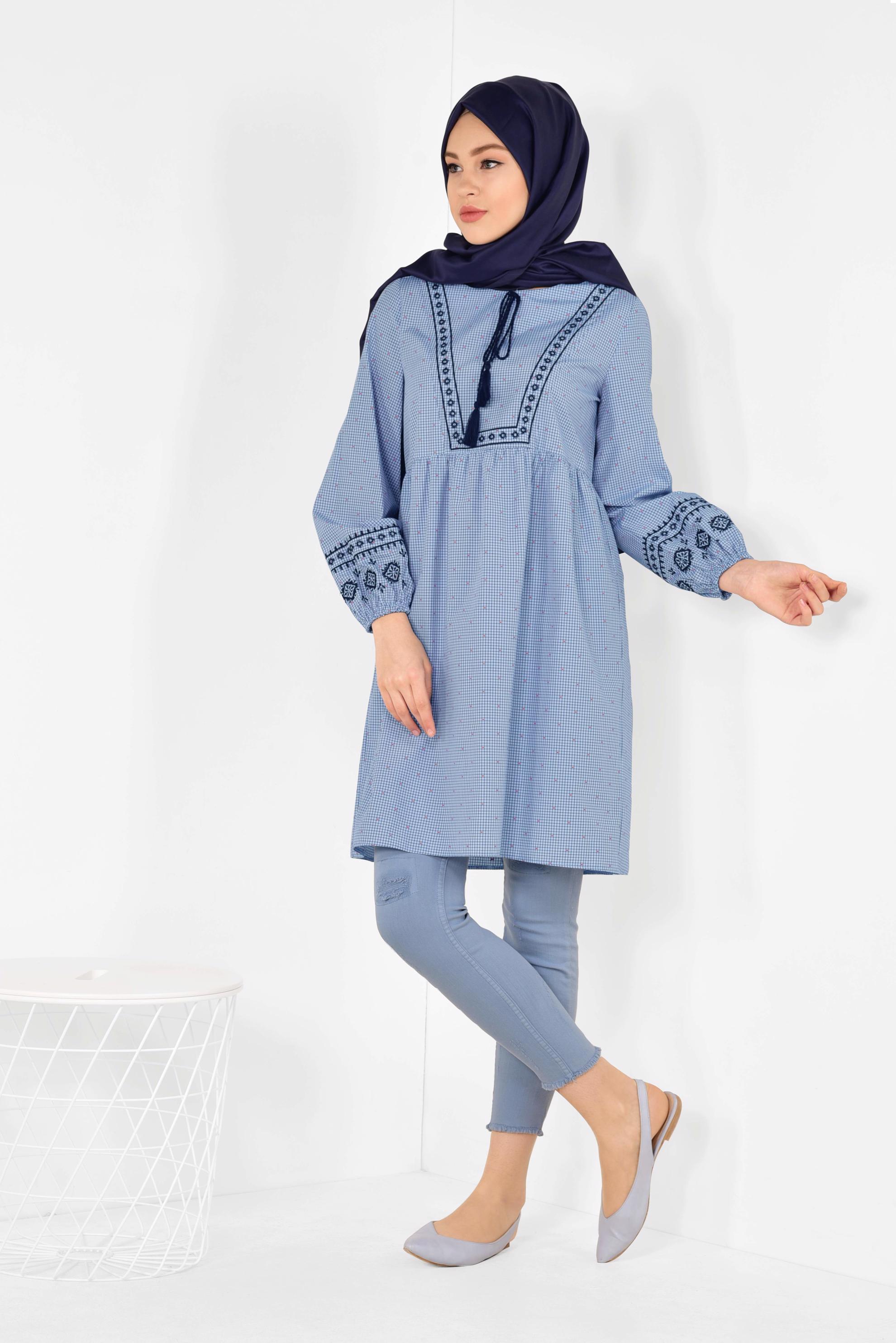 Tesettür giyim MAVİ İŞLEMELİ PAMUKLU TUNİK 4857