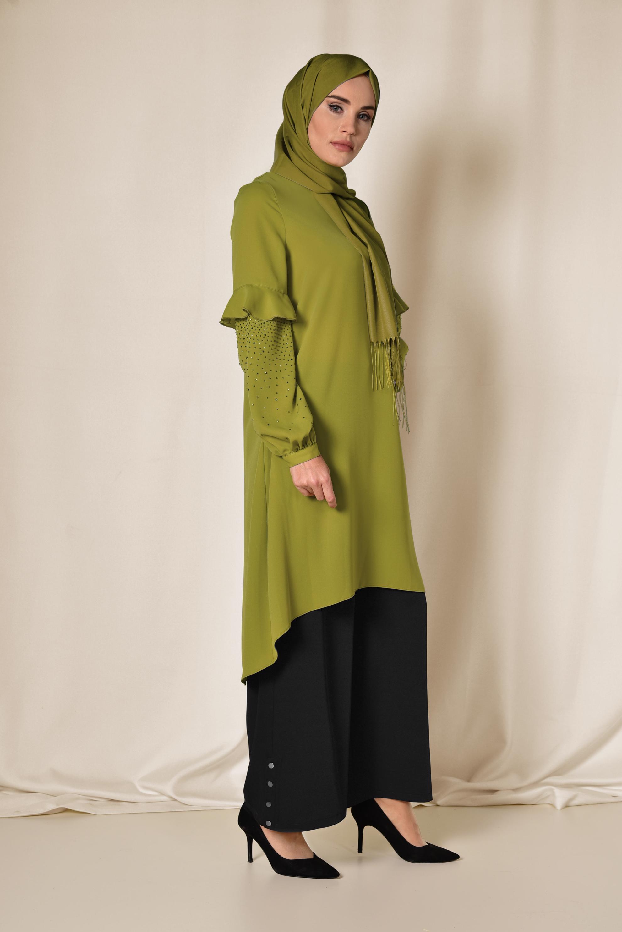 Tesettür giyim YEŞİL KOLLARI TAŞ DETAYLI TUNİK 4858