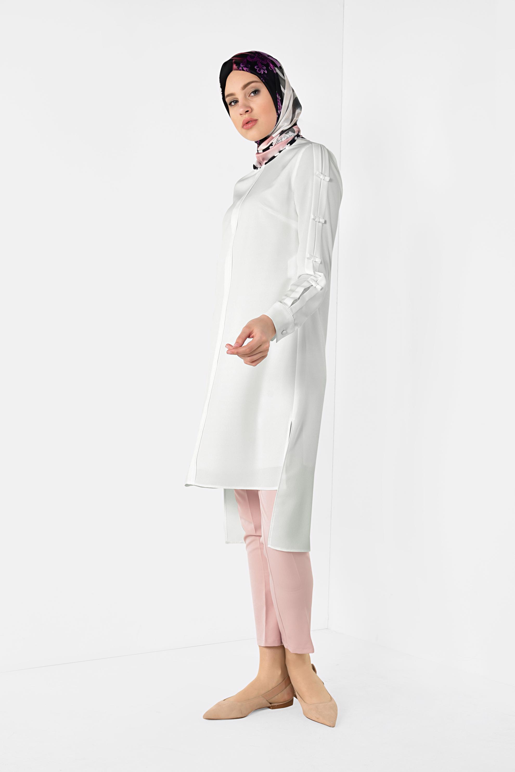 Tesettür giyim BEYAZ ASİMETRİK KESİM UZUN TUNİK 4861