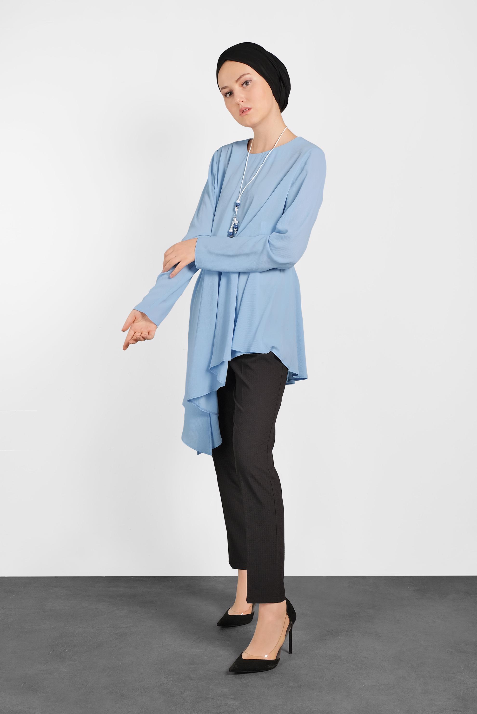 Tesettür giyim MAVİ ASİMETRİK KESİM VOLANLI TUNİK 4864