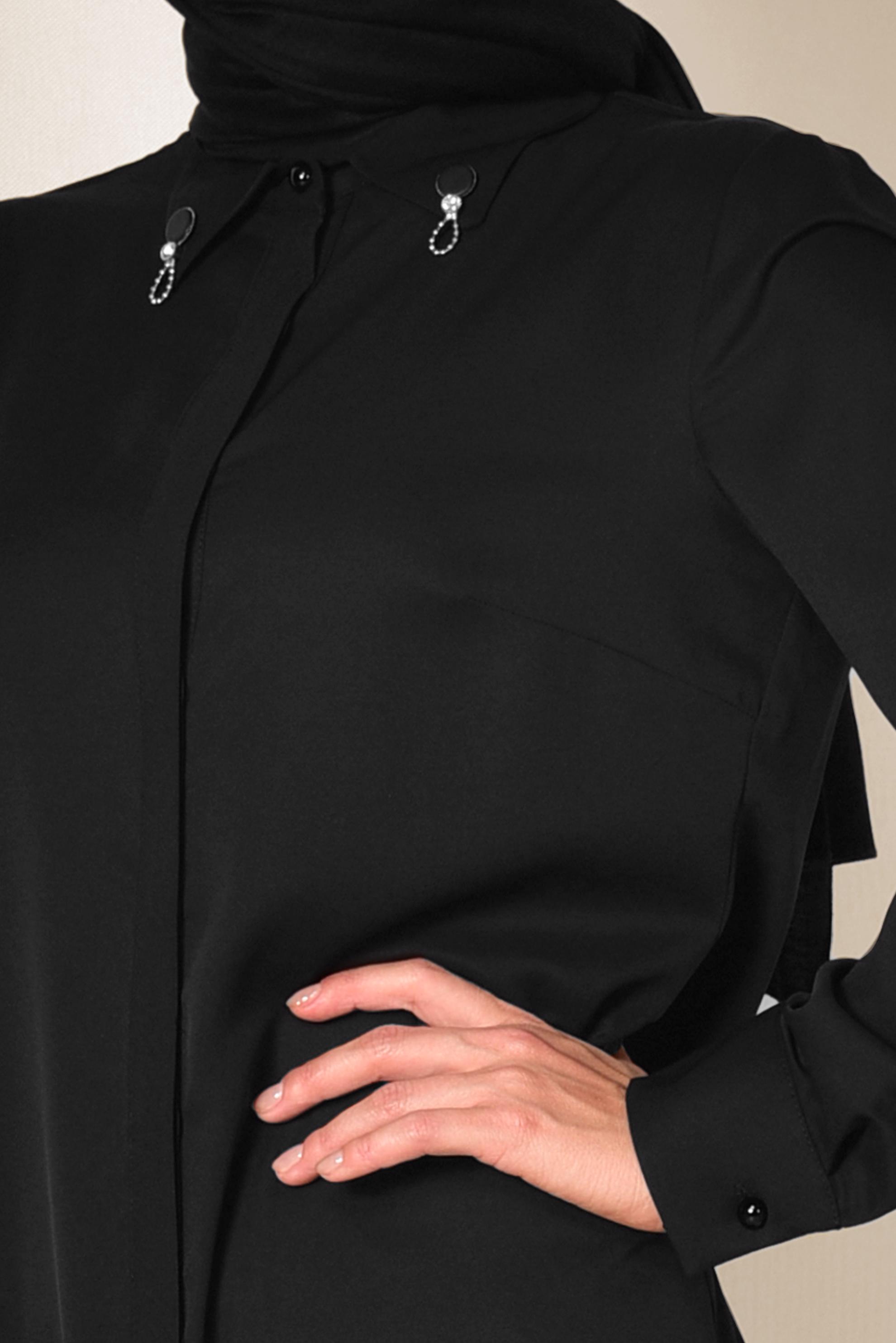 Tesettür giyim SİYAH YAKASI BROŞLU KLASİK TUNİK 4885