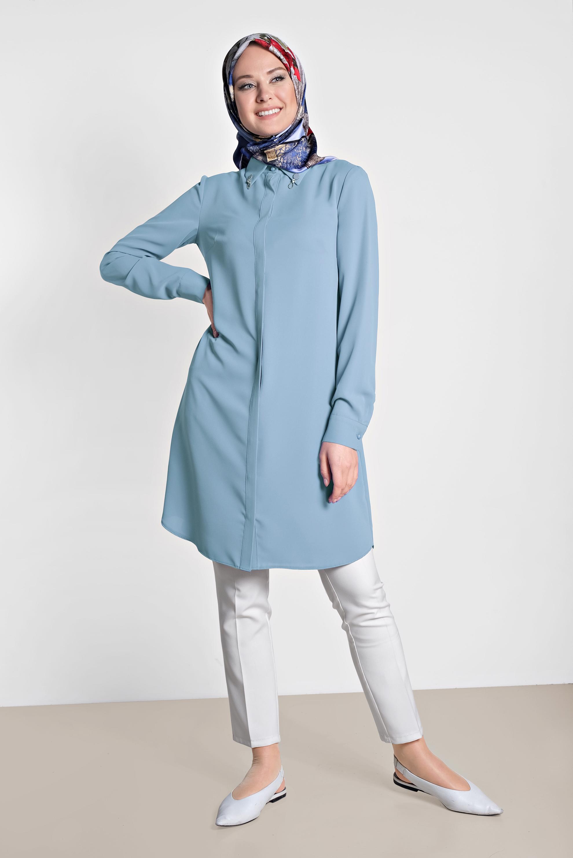 Tesettür giyim MAVİ YAKASI BROŞLU KLASİK TUNİK 4885
