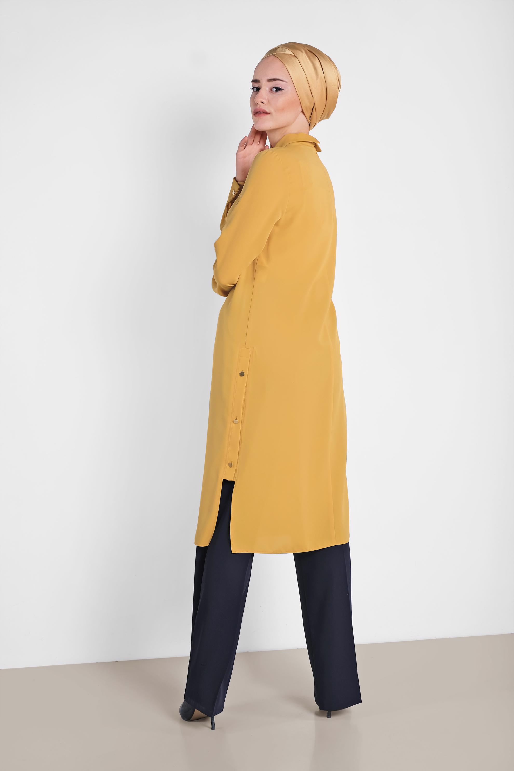 Tesettür giyim SARI YAKASI BROŞLU YANLARI DÜĞMELİ TUNİK 4914