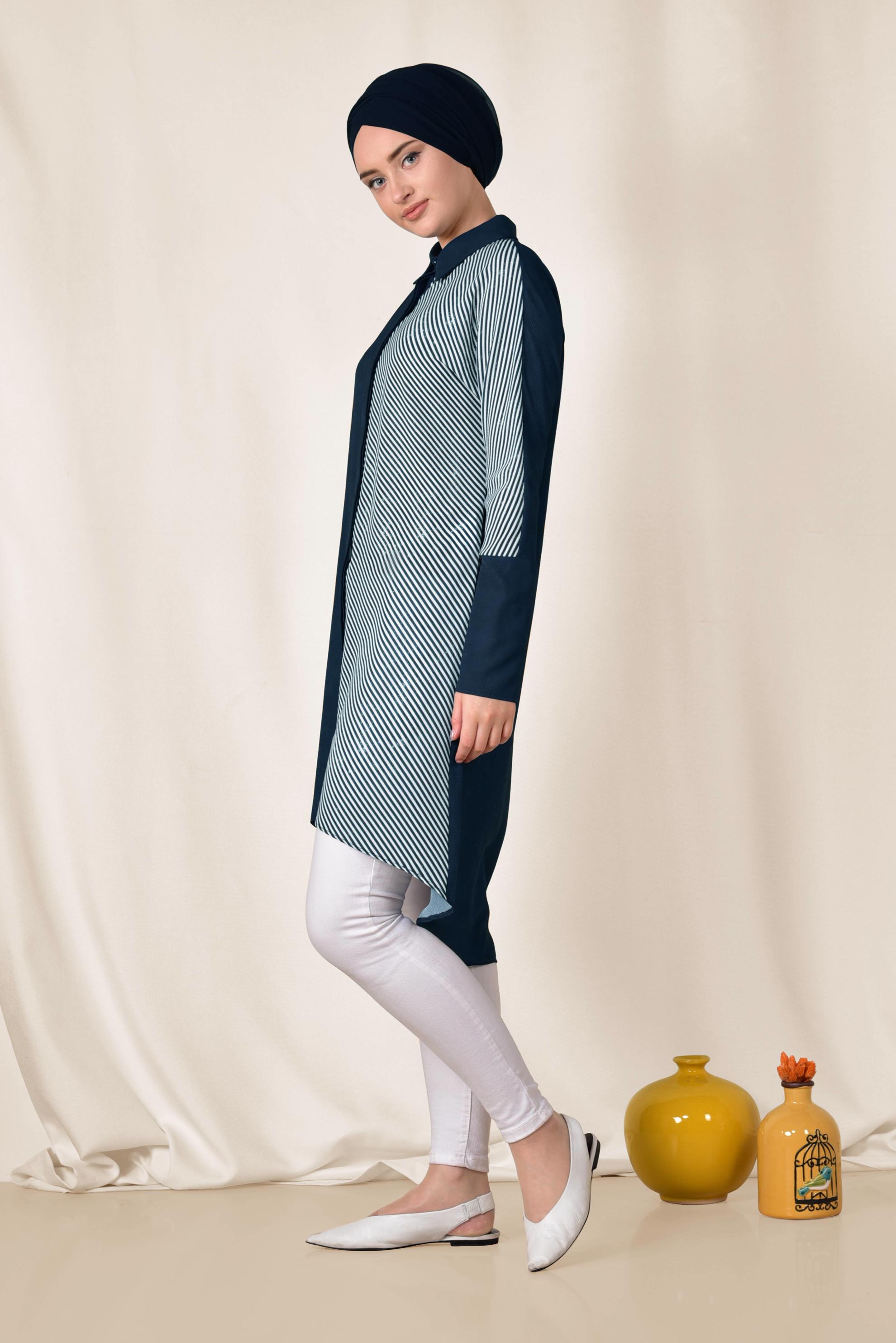 Tesettür giyim LACİVERT TEK TARAFI ÇİZGİ DESENLİ TUNİK 4935