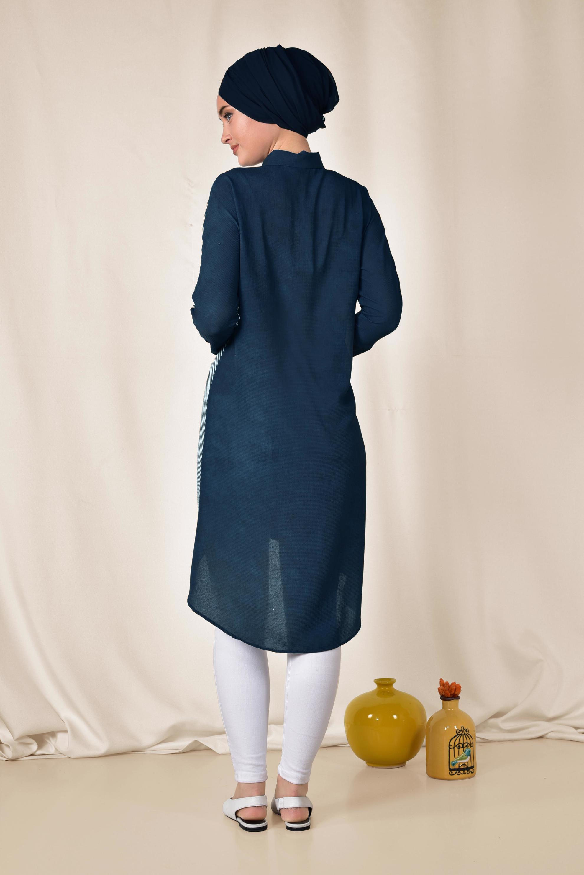 Tesettür giyim LACİVERT TEK TARAFI ÇİZGİ DESENLİ TUNİK 4935