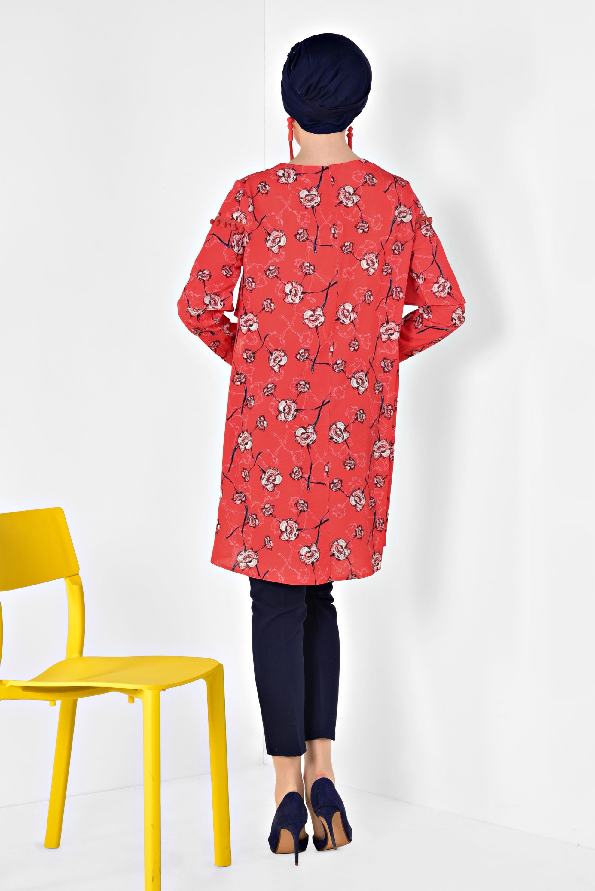 Tesettür giyim KIRMIZI FLORAL DESENLİ VOLANLI TUNİK 4938