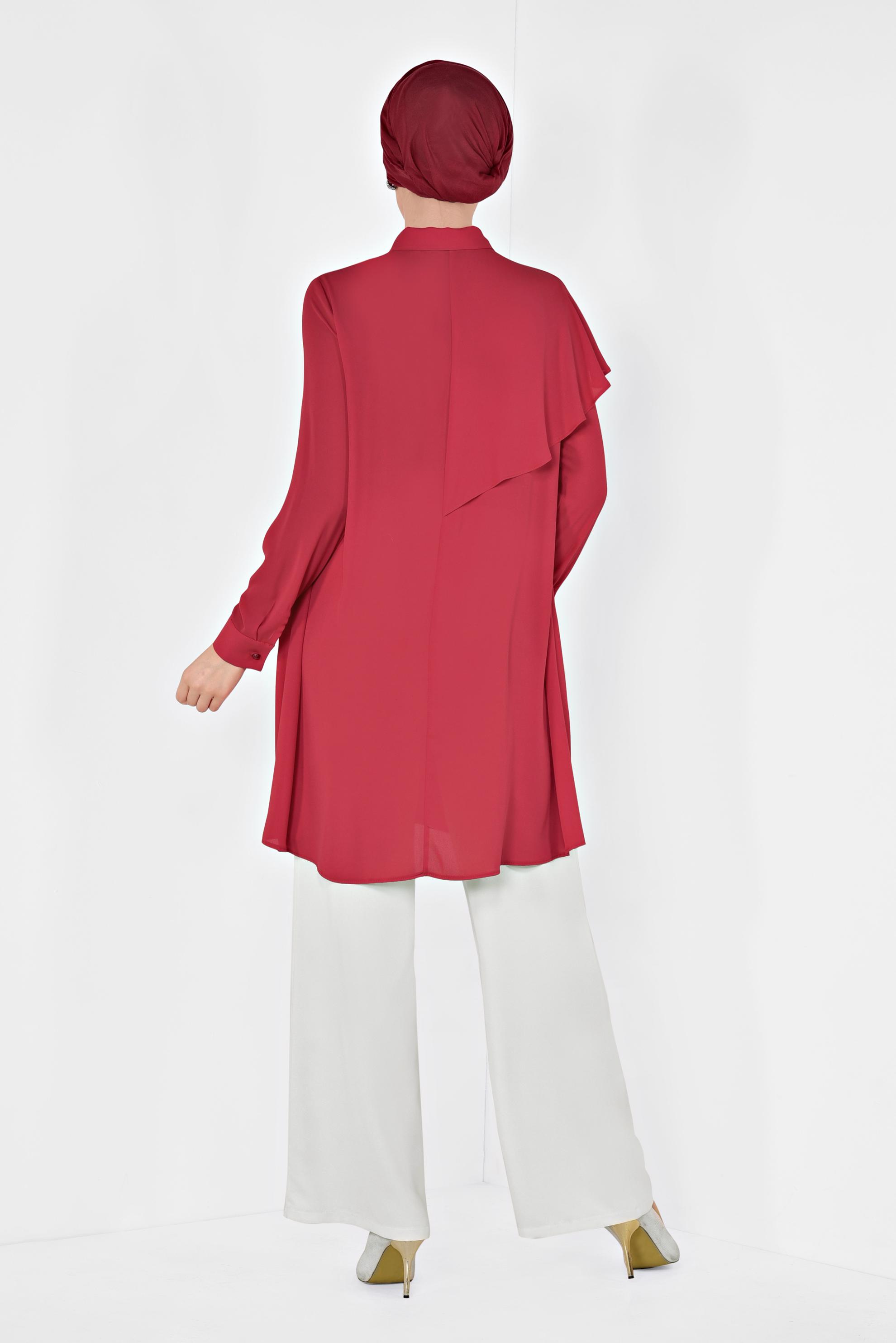 Tesettür giyim KIRMIZI YAKASI BROŞLU VOLAN DETAYLI TUNİK 4939