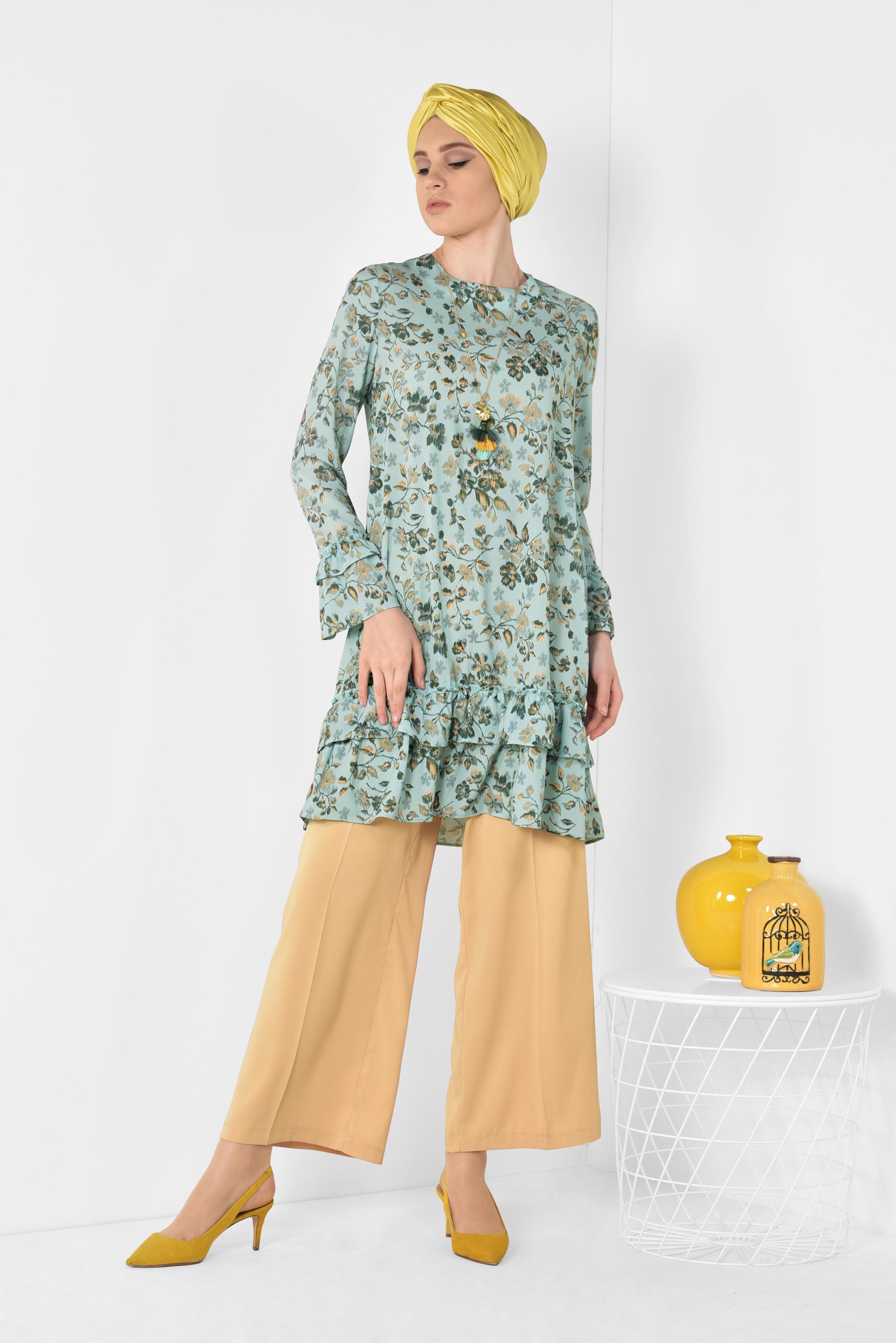 Tesettür giyim MAVİ ETEK UCU VE KOLLARI FIRFIRLI TUNİK 4971