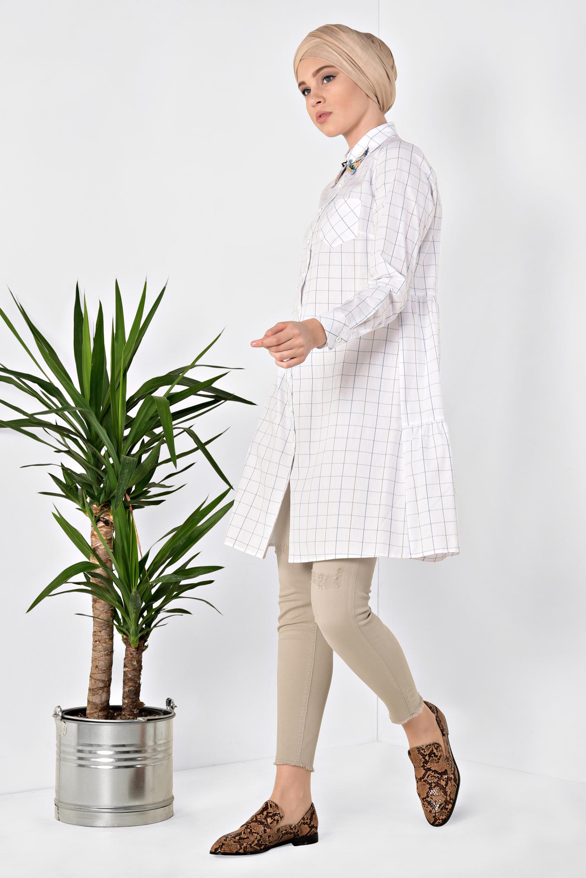 Tesettür giyim BEYAZ YAKASI ARMALI KARE DESENLİ TUNİK 4974