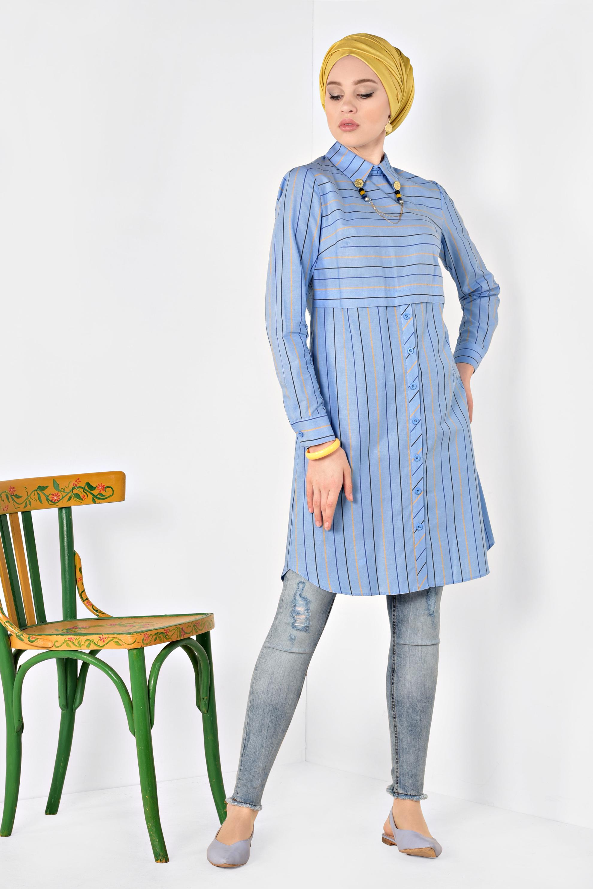 Tesettür giyim MAVİ ÇİZGİ DESENLİ DÜĞMELİ TUNİK 4976
