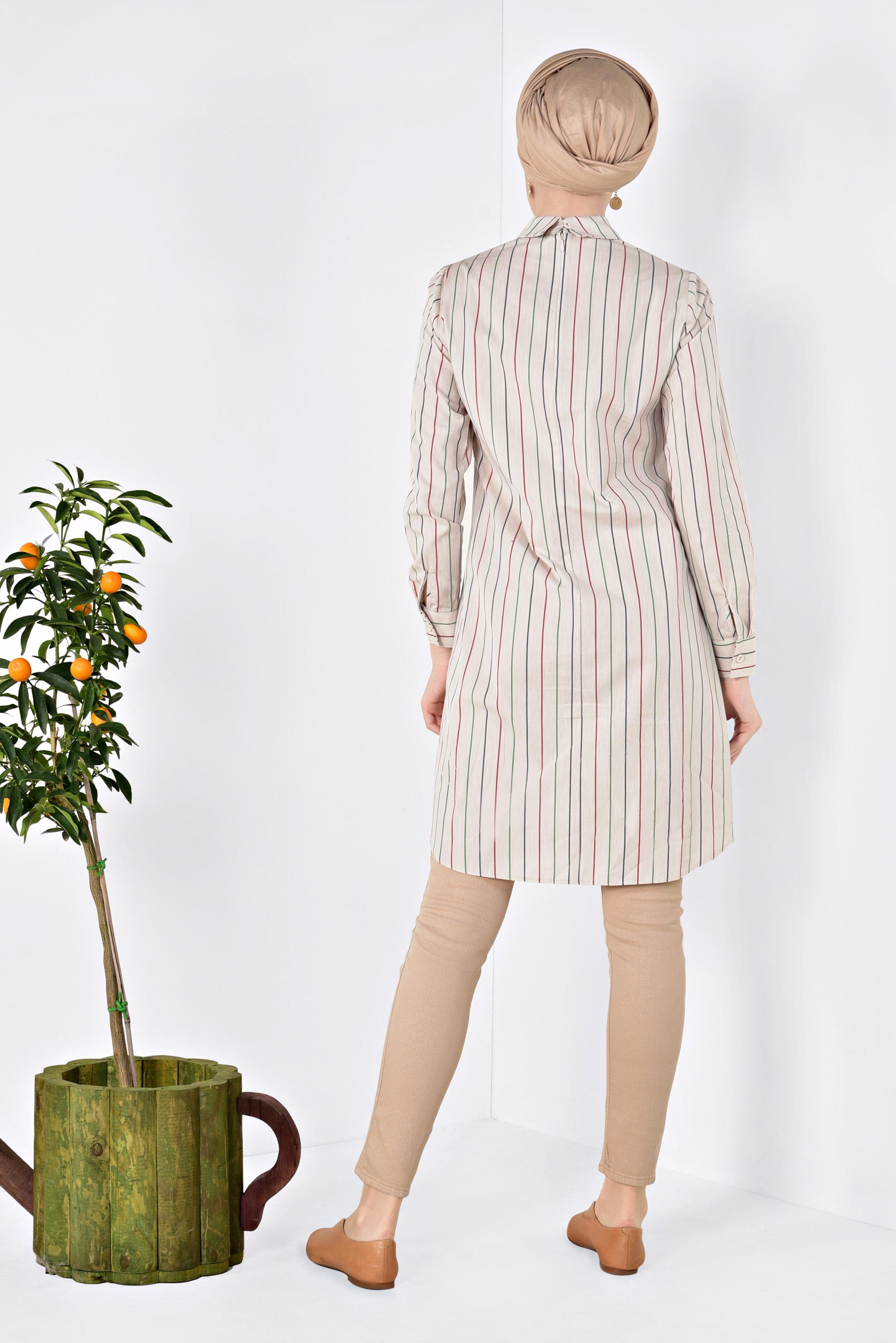 Tesettür giyim BEJ ÇİZGİ DESENLİ DÜĞMELİ TUNİK 4976