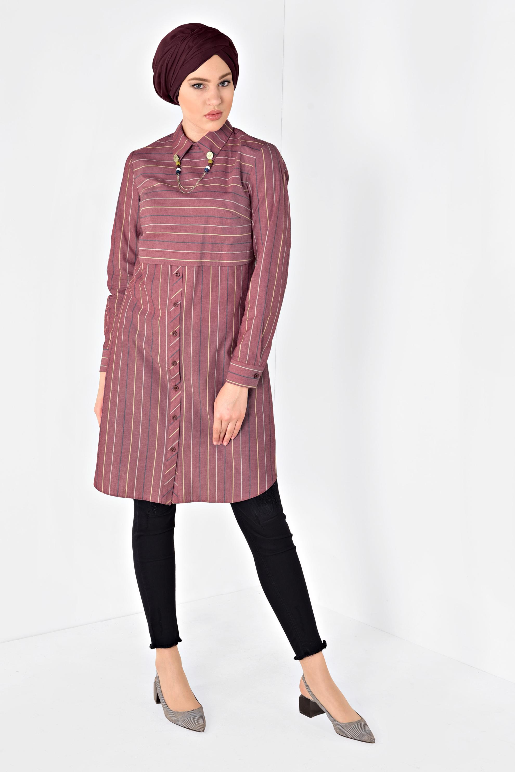 Tesettür giyim BORDO ÇİZGİ DESENLİ DÜĞMELİ TUNİK 4976