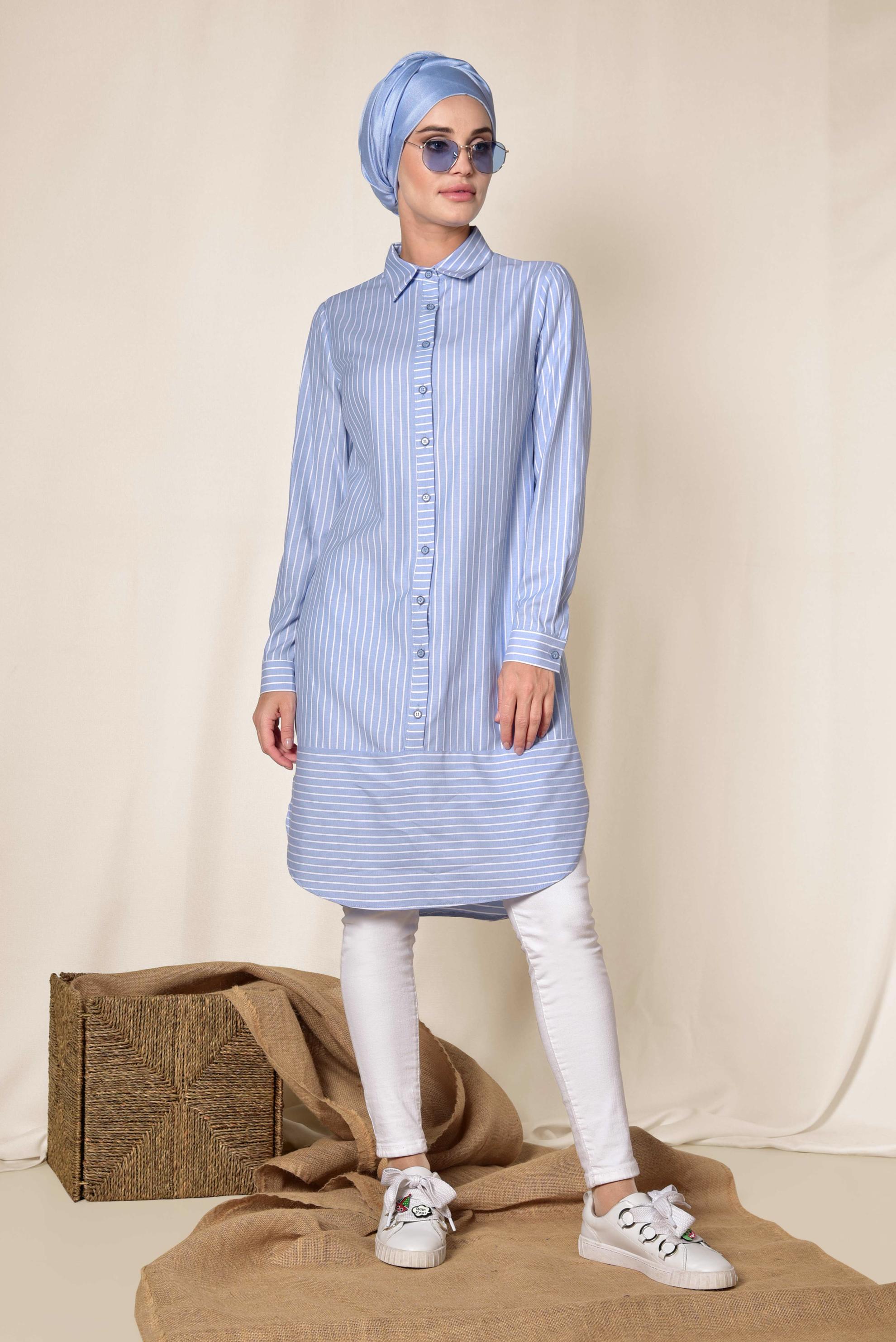 Tesettür giyim MAVİ ÇİZGİ DESENLİ DÜĞMELİ TUNİK 4979 